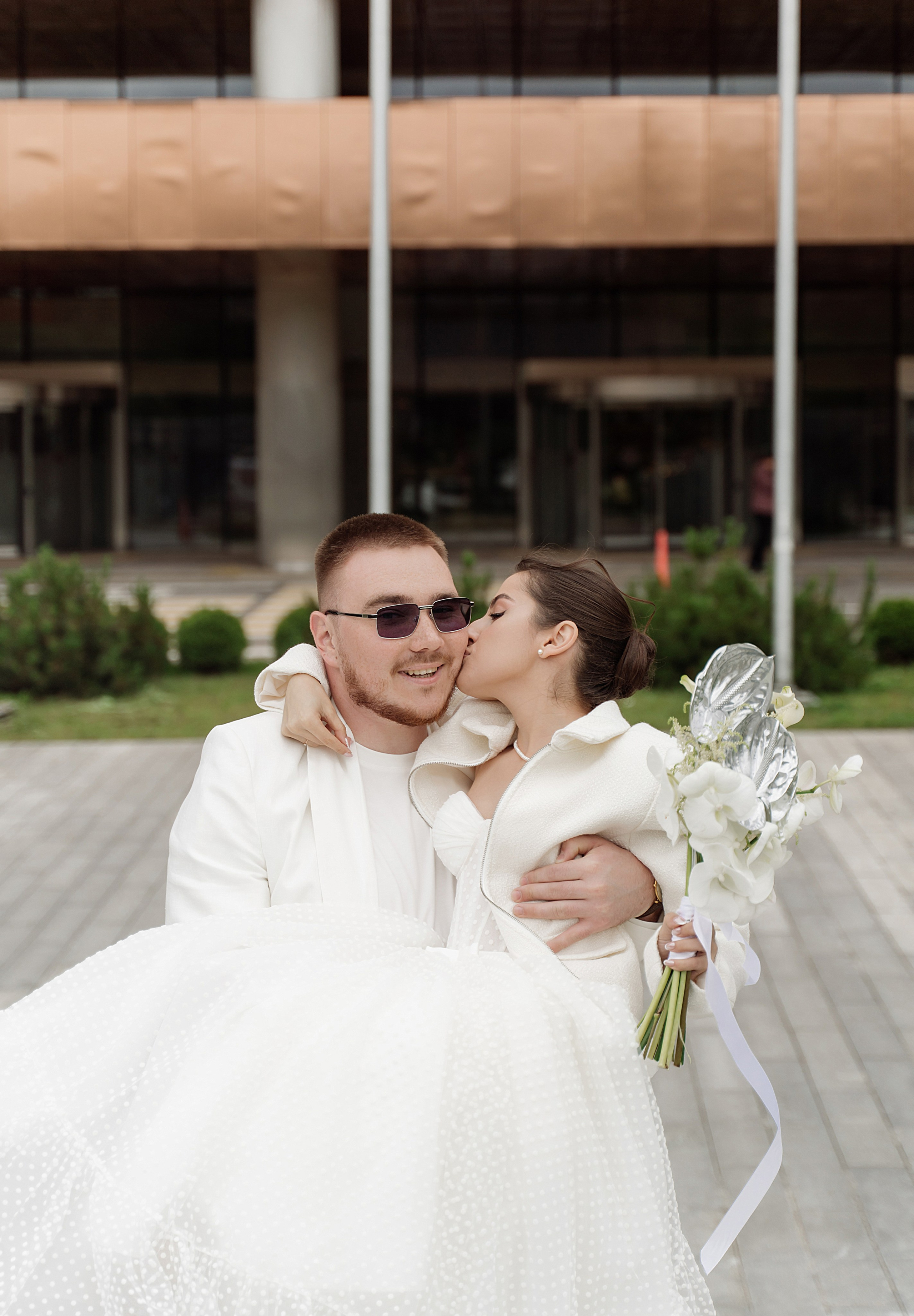 Иван и Изабелла «Веранда Отрадное». Свадебный фотограф