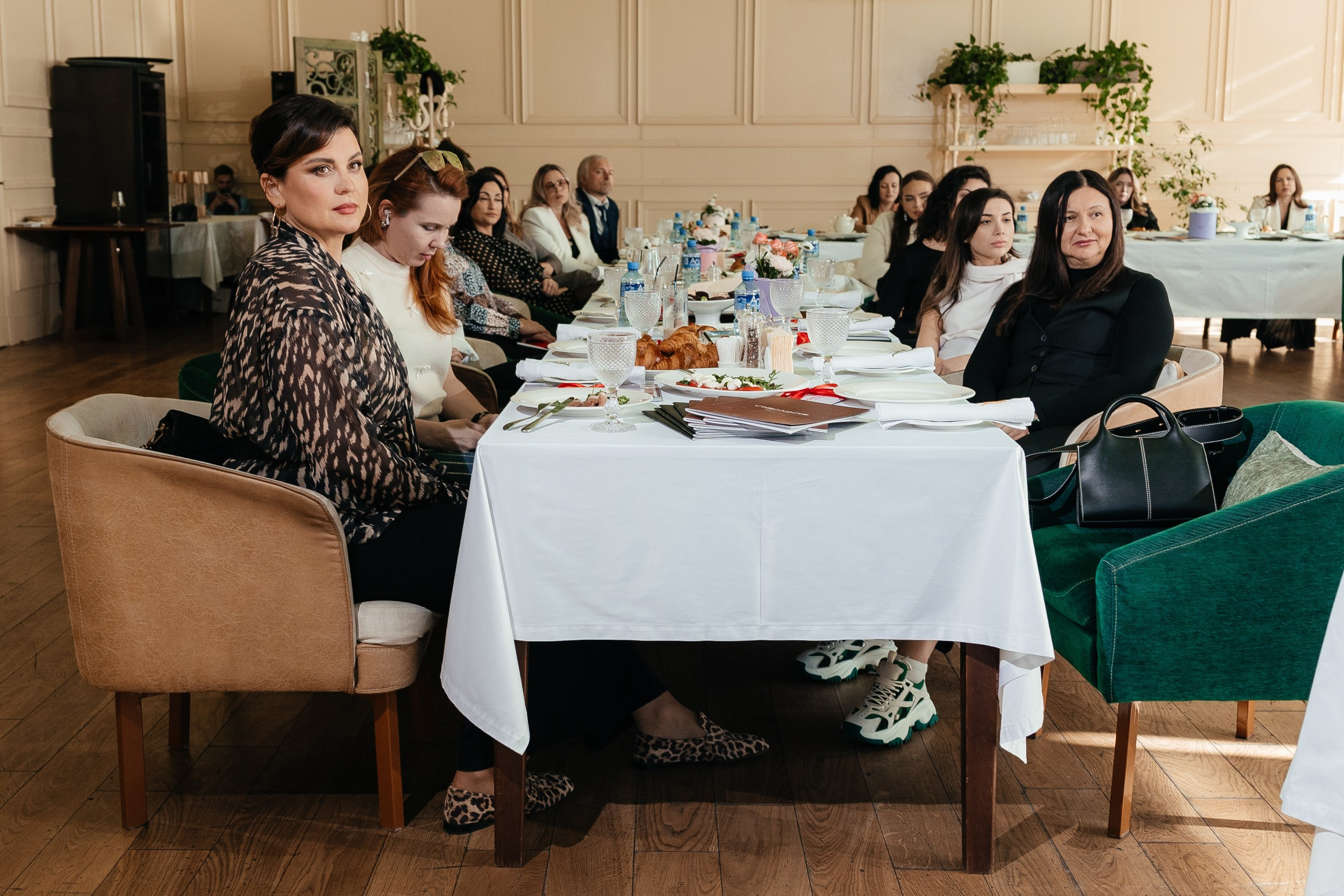 «Завтрак с Дорогим». Разговор об искусстве с Мариной Тевзадзе. Репортажный и свадебный фотограф в Краснодаре Владислав Рыжов