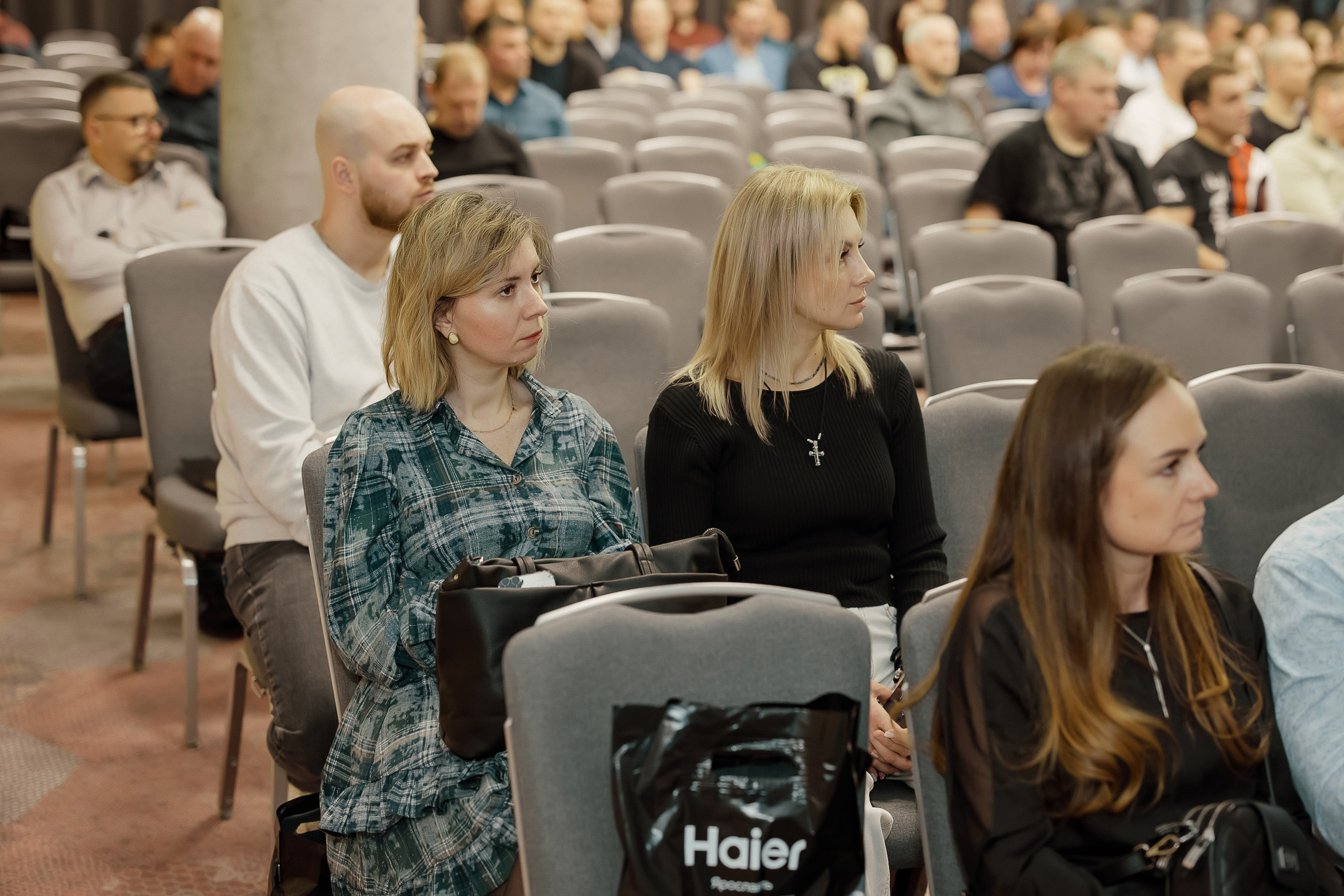 Haier. Свадебный фотограф