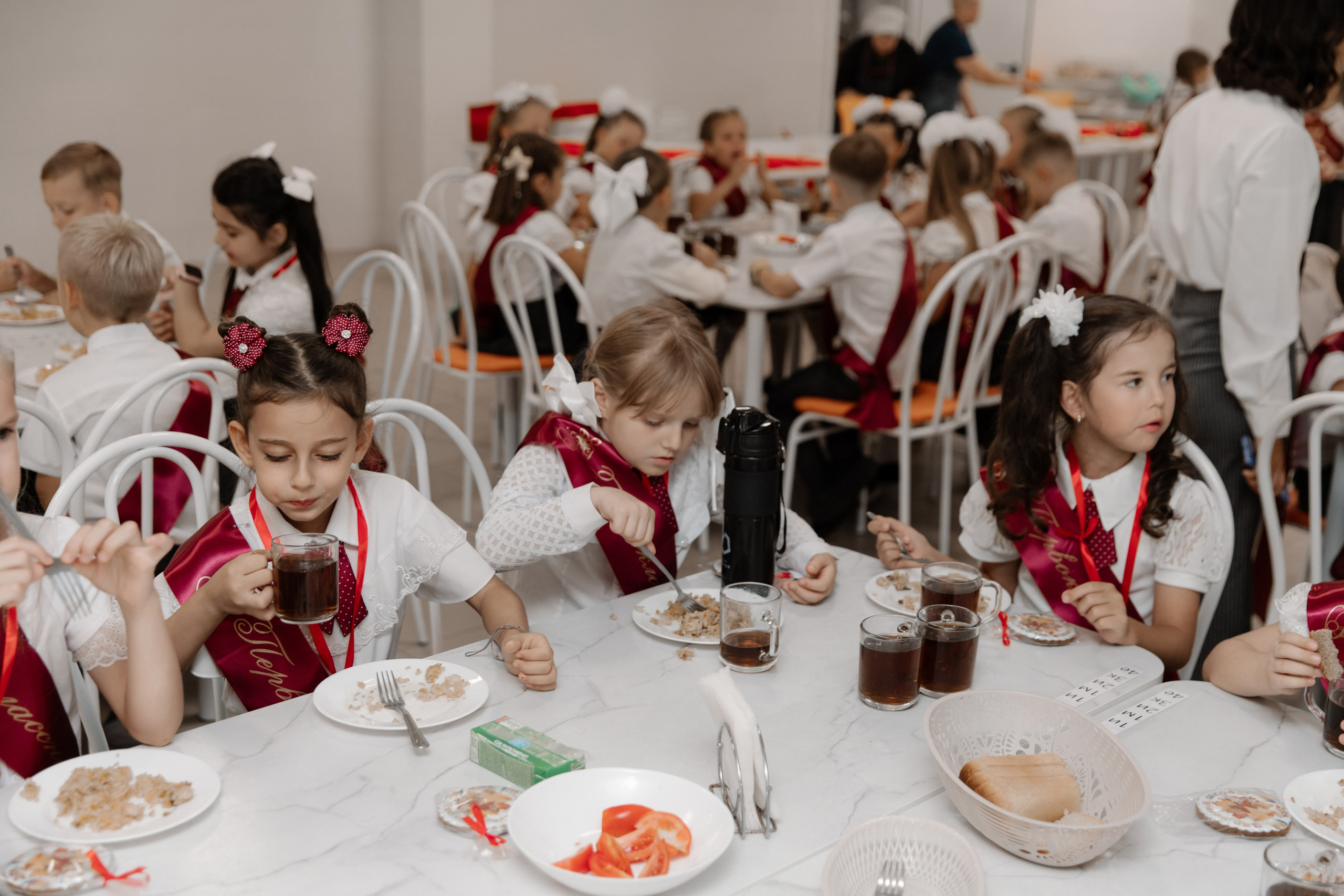 1 класс 11 школа. Выпускные альбомы Натальи Бутко: Новороссийск, Анапа, Геленджик