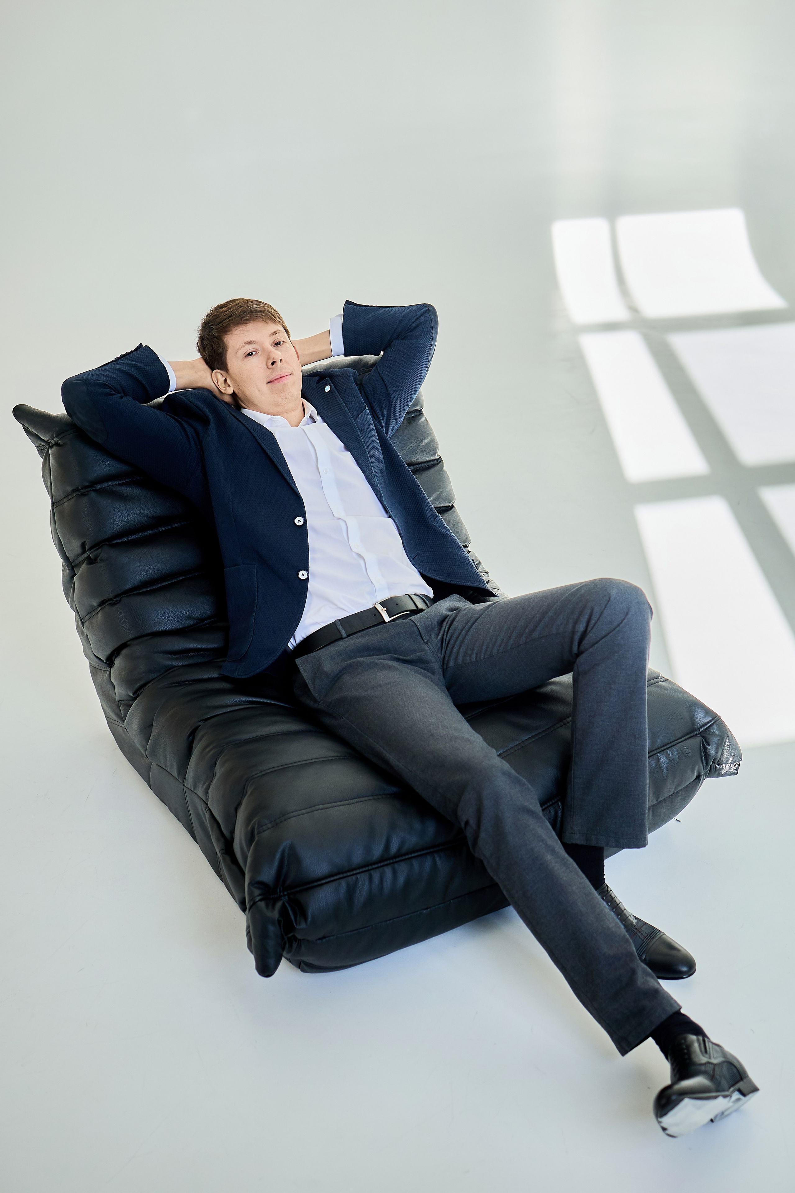 Никита. Агентство недвижимости. Фотограф Настя Че