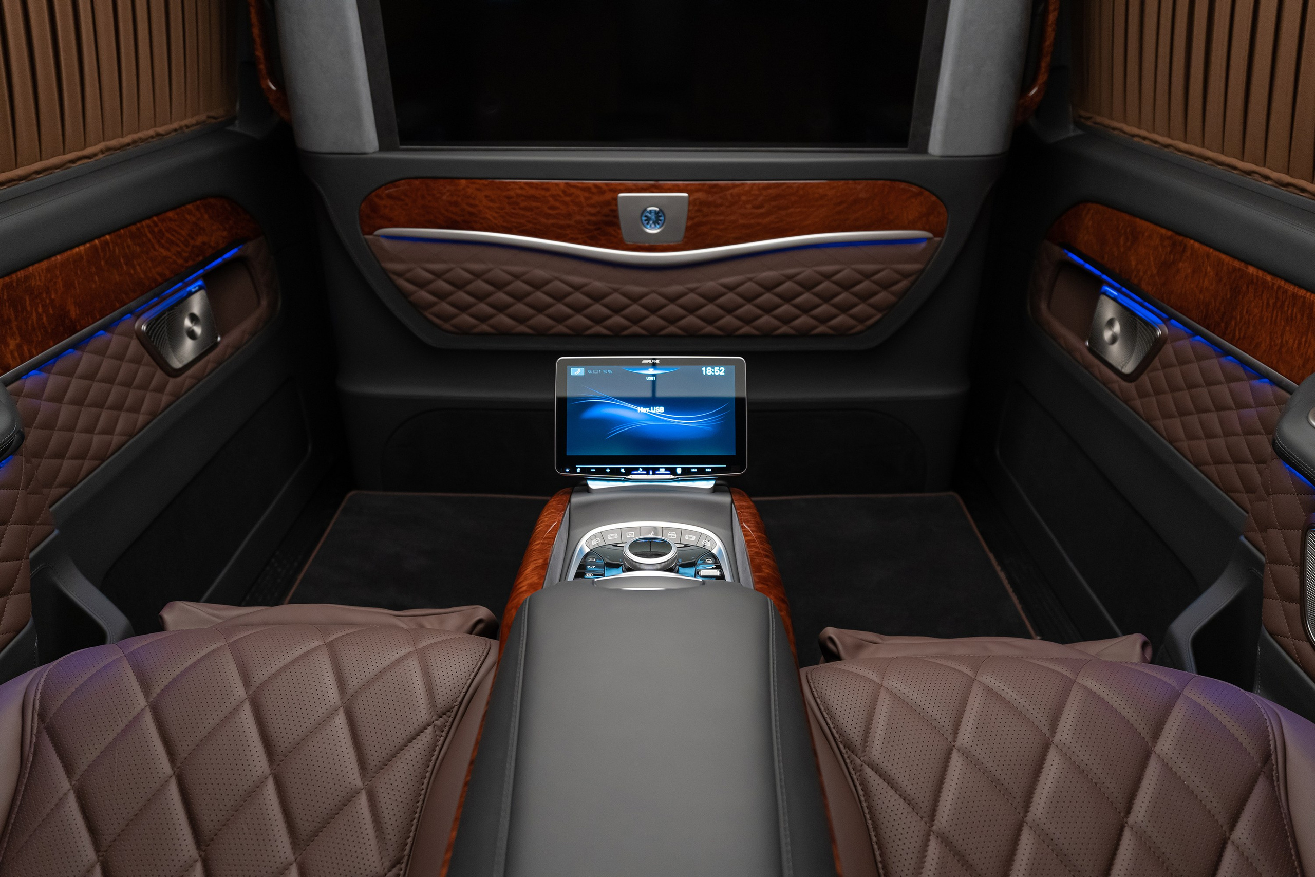 V-Class Dark Rum. Автомобильный фотограф в Москве | Базилев Александр