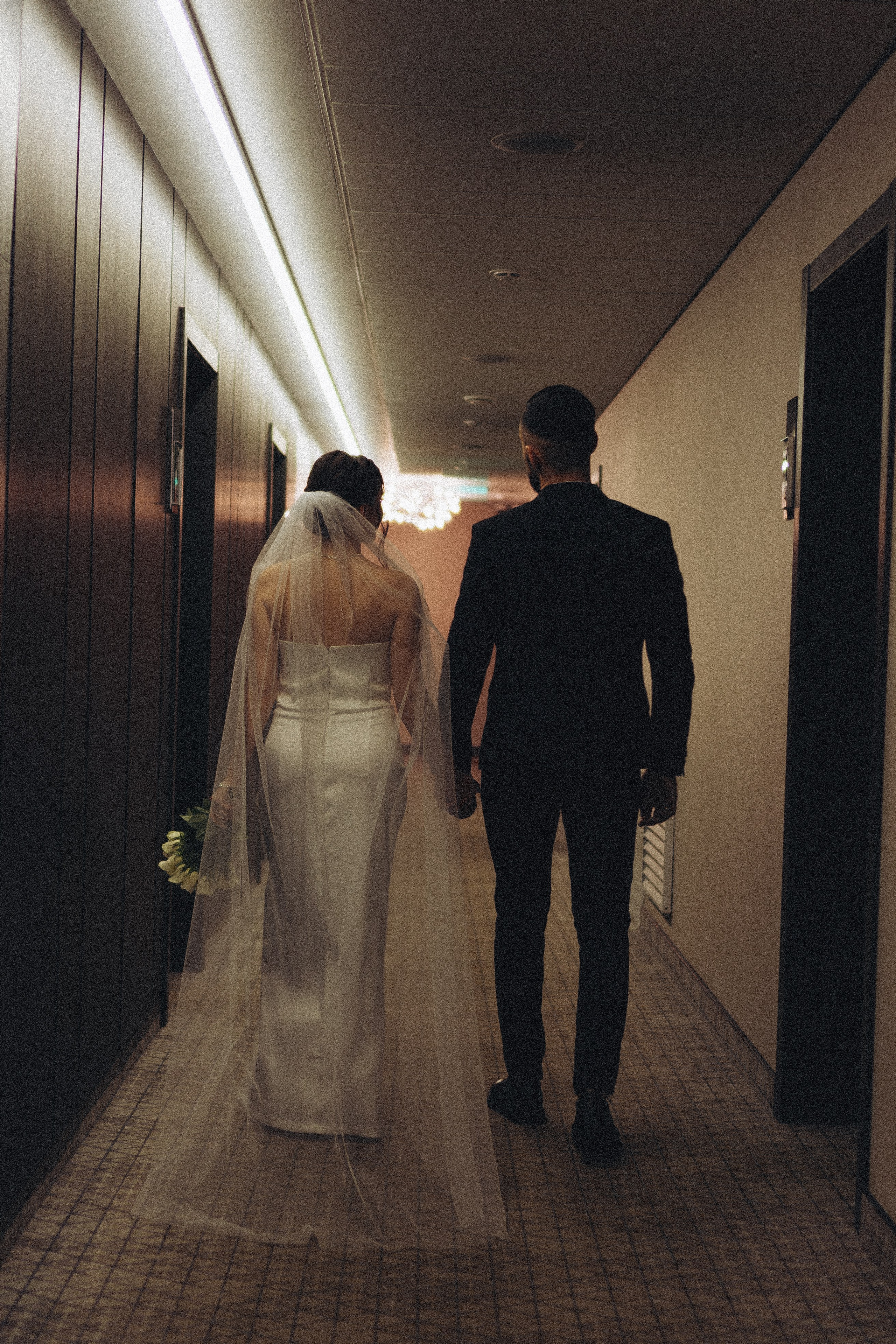 СВАДЕБНАЯ СЬЕМКА СБОРОВ ЖЕНИХА И НЕВЕСТЫ В ОТЕЛЕ И ТАКЖЕ ФОТОСЕССИИЯ В ОТЕЛЕЕ МЕГАПОЛИС БРЯНСК. Профессиональный фотограф, Санкт-Петербург — Виктория Богомолова