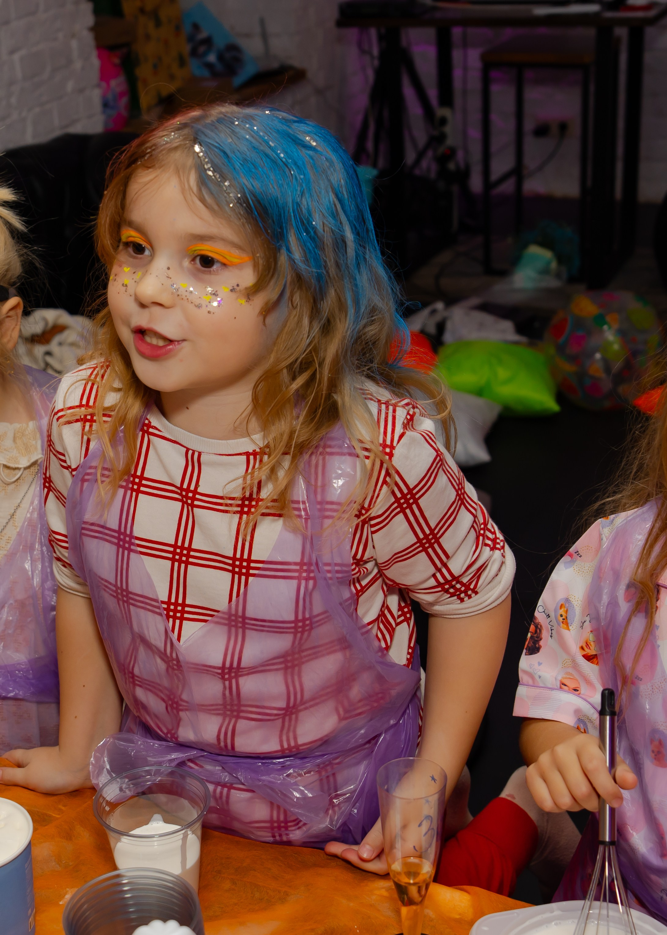 Битва подушками. Крамер Юлиана детский и семейный фотограф