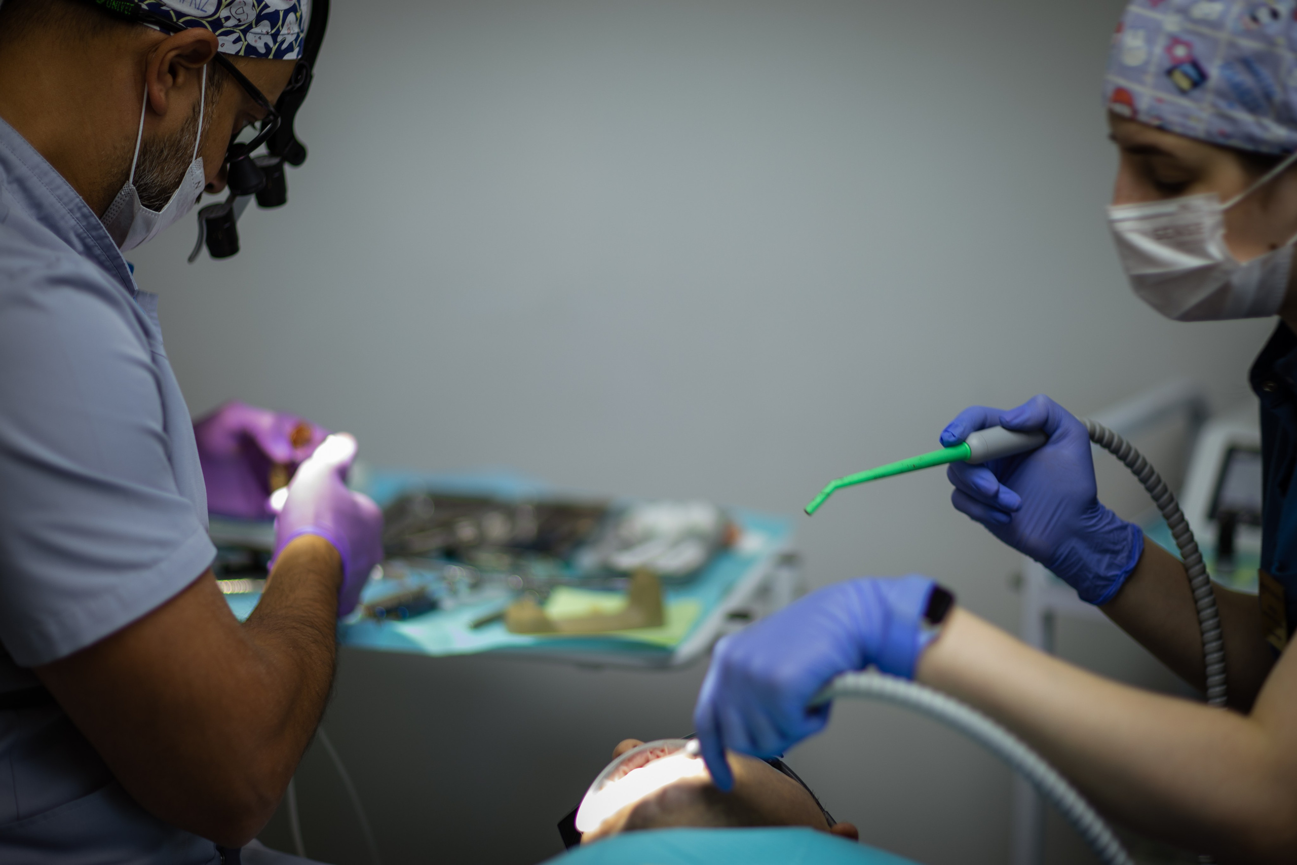 Стоматология «32 Удовольствия». Медиапродюсер, фотограф в Минеральных Водах —Виктор Холодов