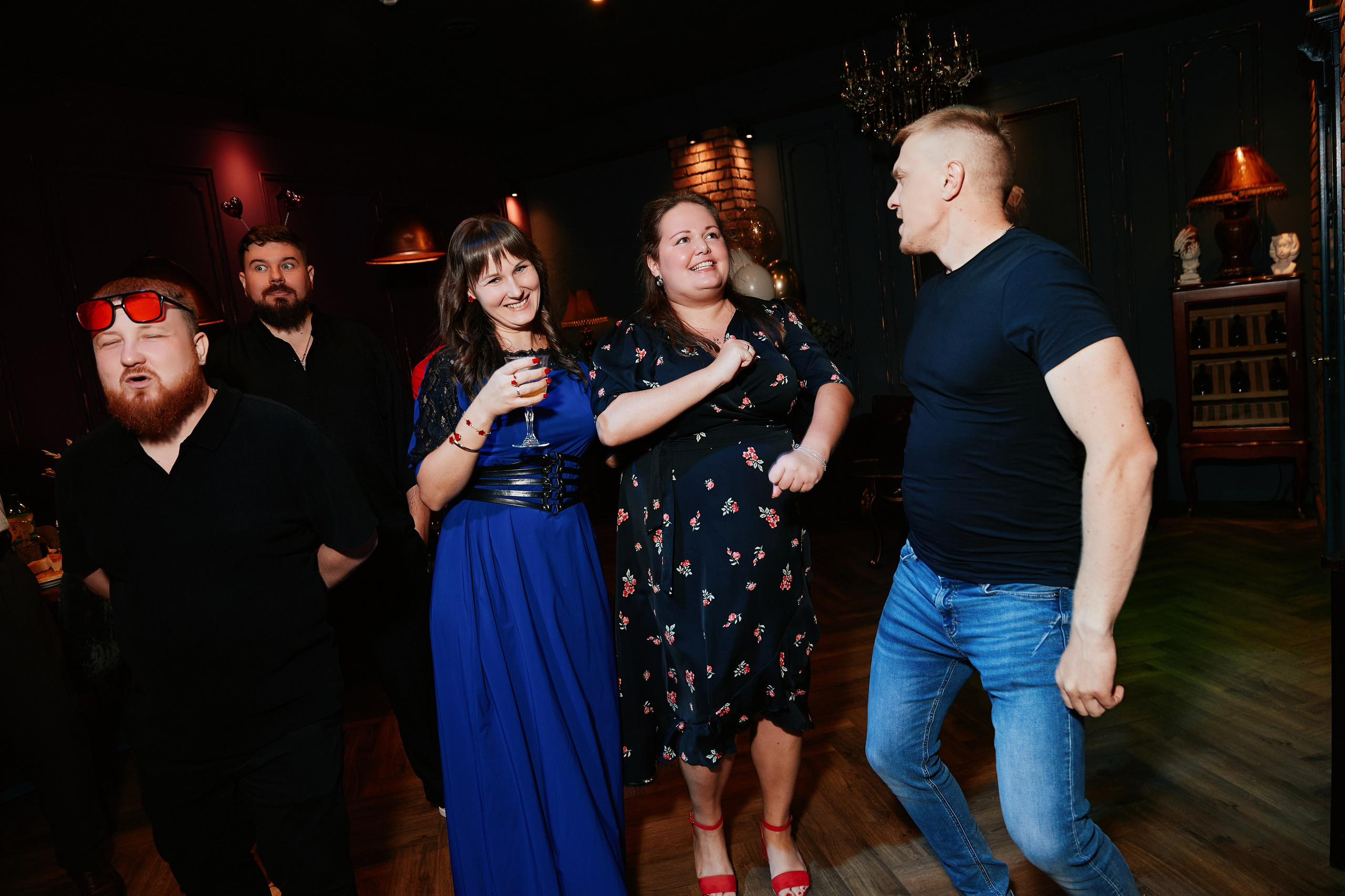 HOLIDAY IN AVRORA ROOM 22.08. Свадебный репортажный фотограф краснодар максим дремов дрёмов фотосессия студия цена