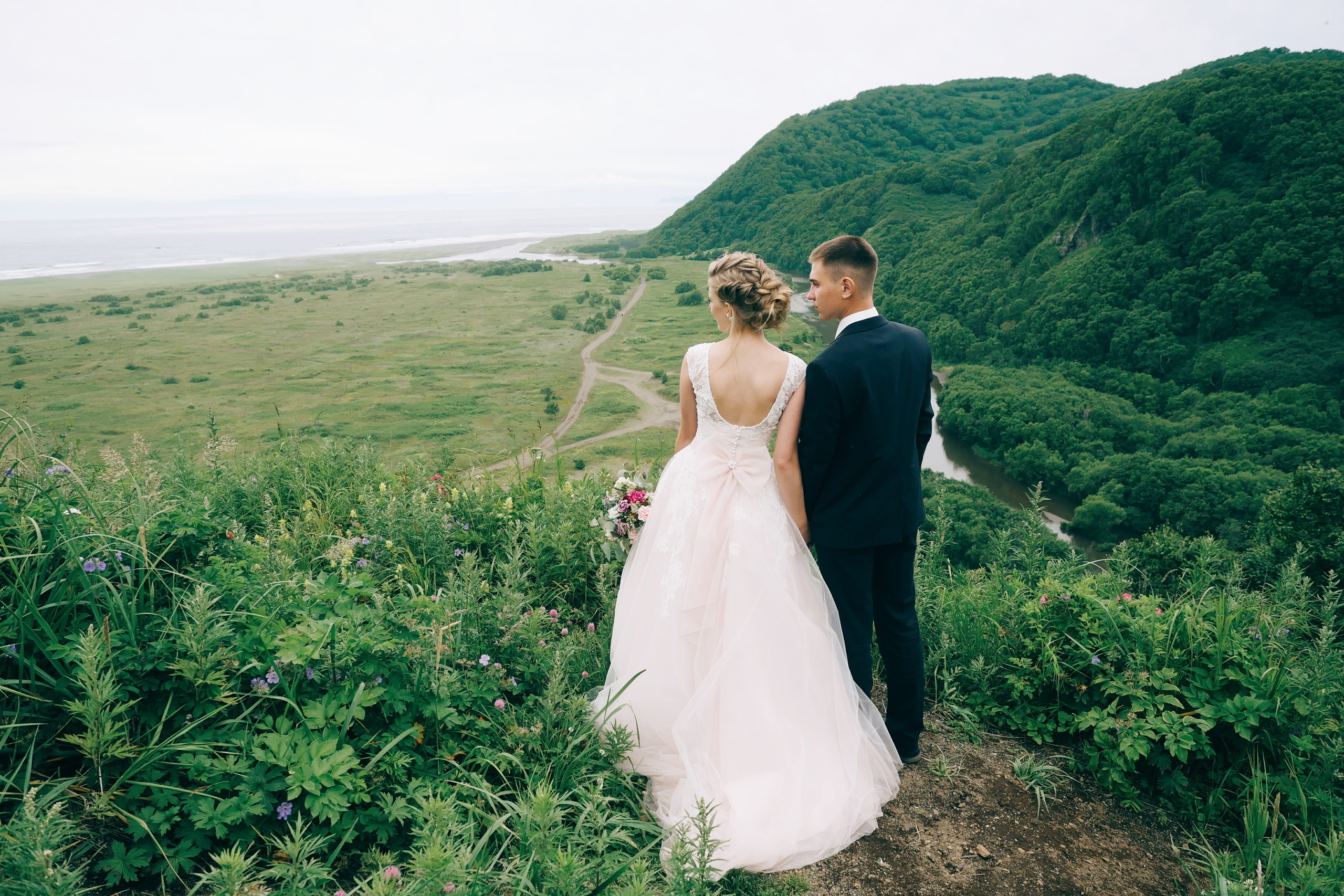 Настя и Данил. Свадебное фото и видео на Камчатке. Туристические маршруты