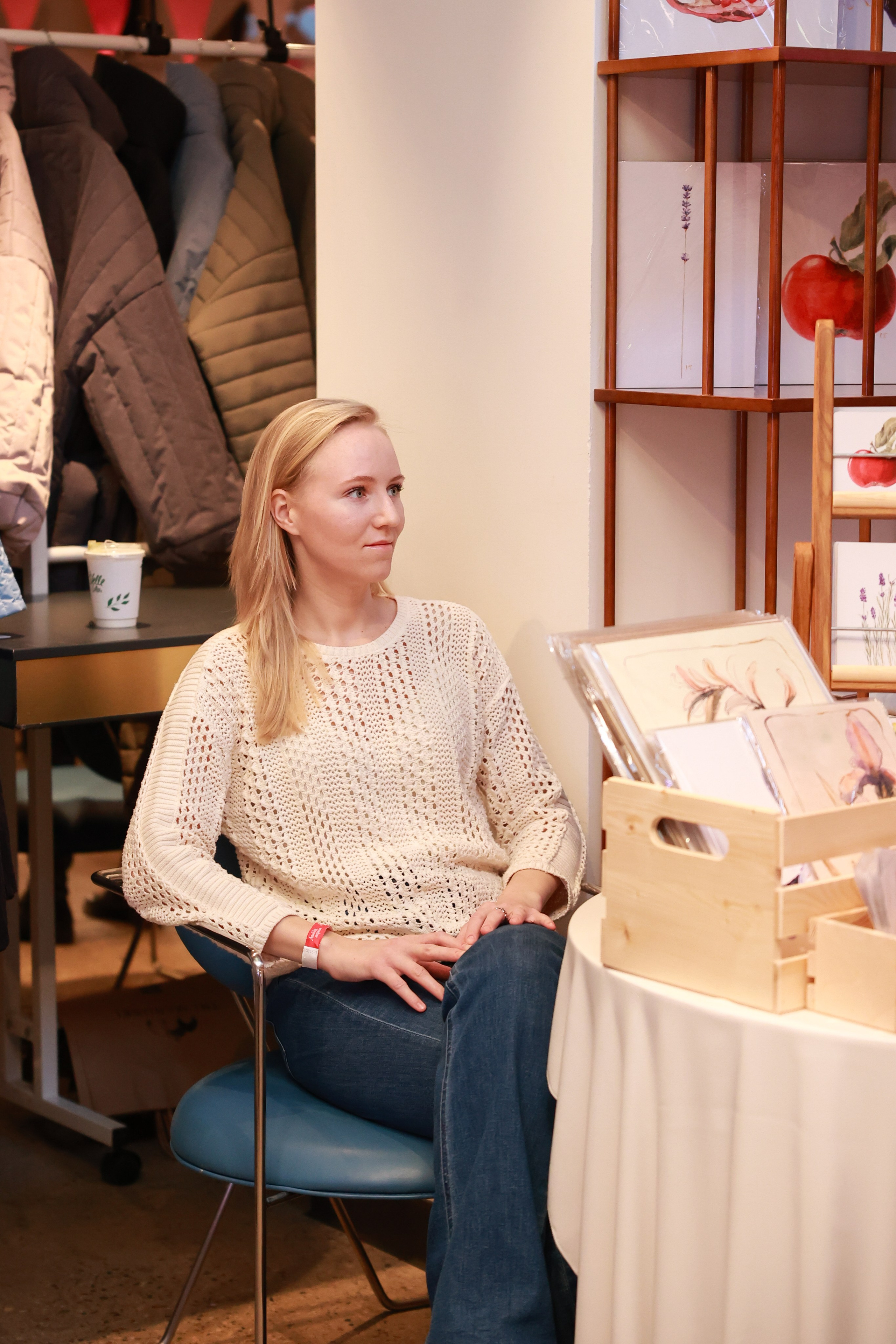 7–8 марта 2025 в пространстве «Три вокзала. Депо» / День 1 / фото Саша Жукова. Фотоотчеты «Ламбада-маркета»