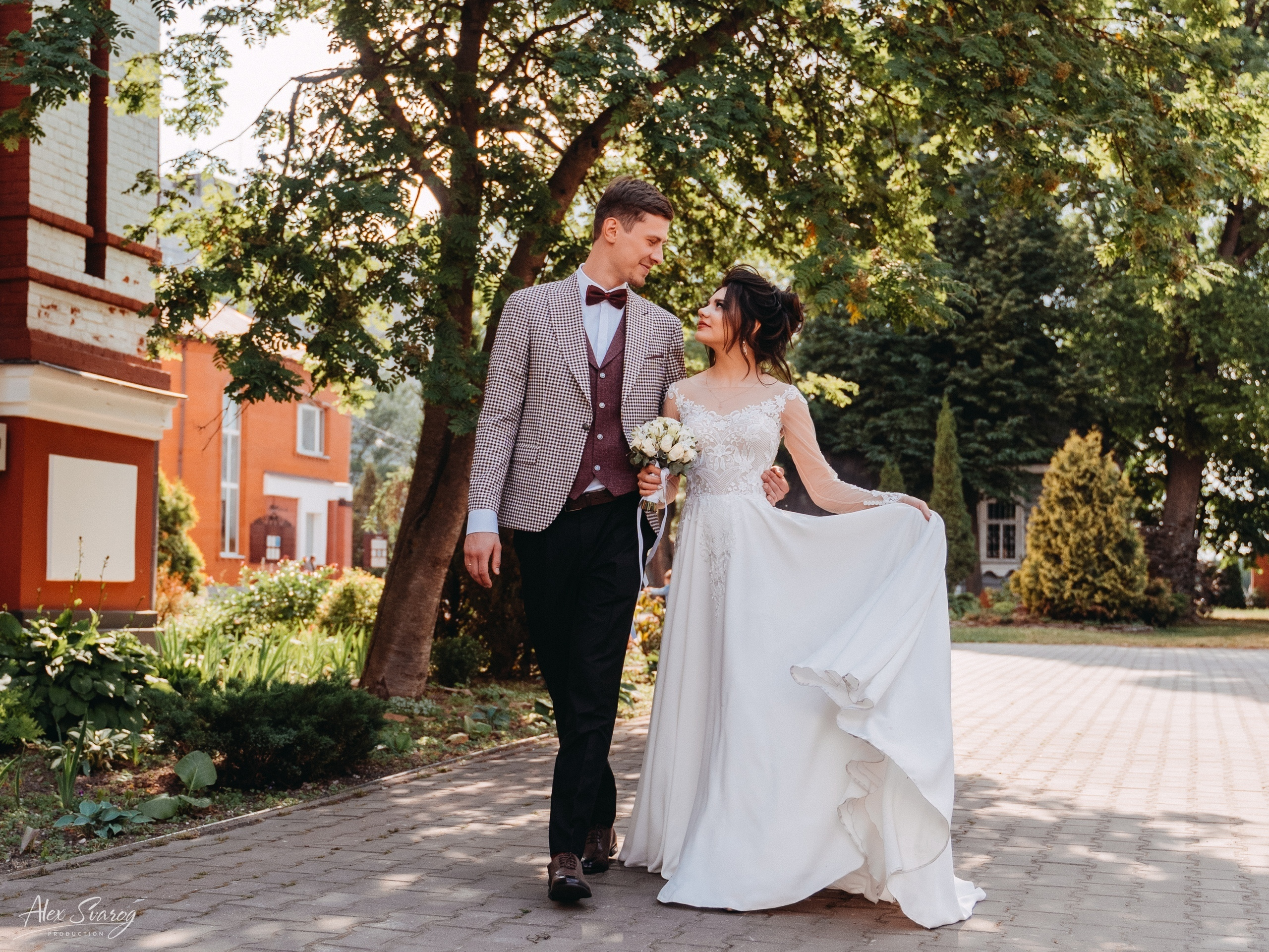 Красивые свадебные фото в Орехово-Зуево. Свадебный и репортажный фотограф-видеограф Москва и Московская область