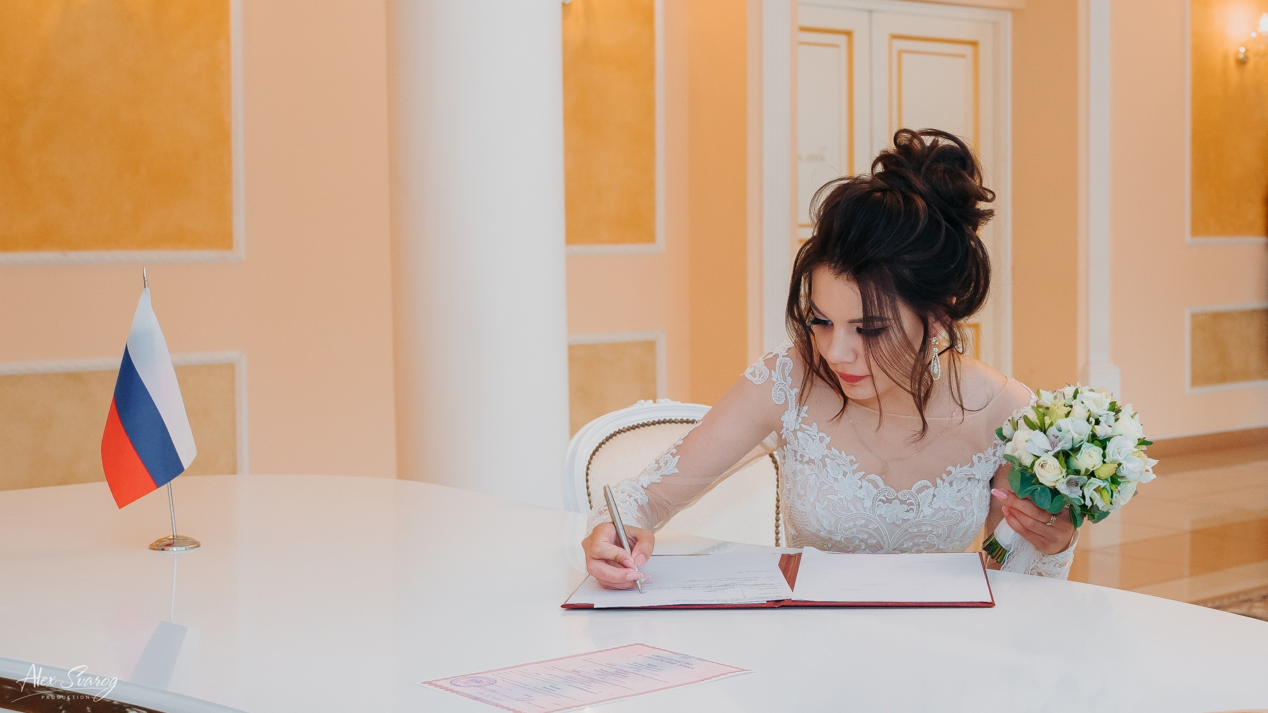 Красивые свадебные фото в Орехово-Зуево. Свадебный и репортажный фотограф-видеограф Москва и Московская область