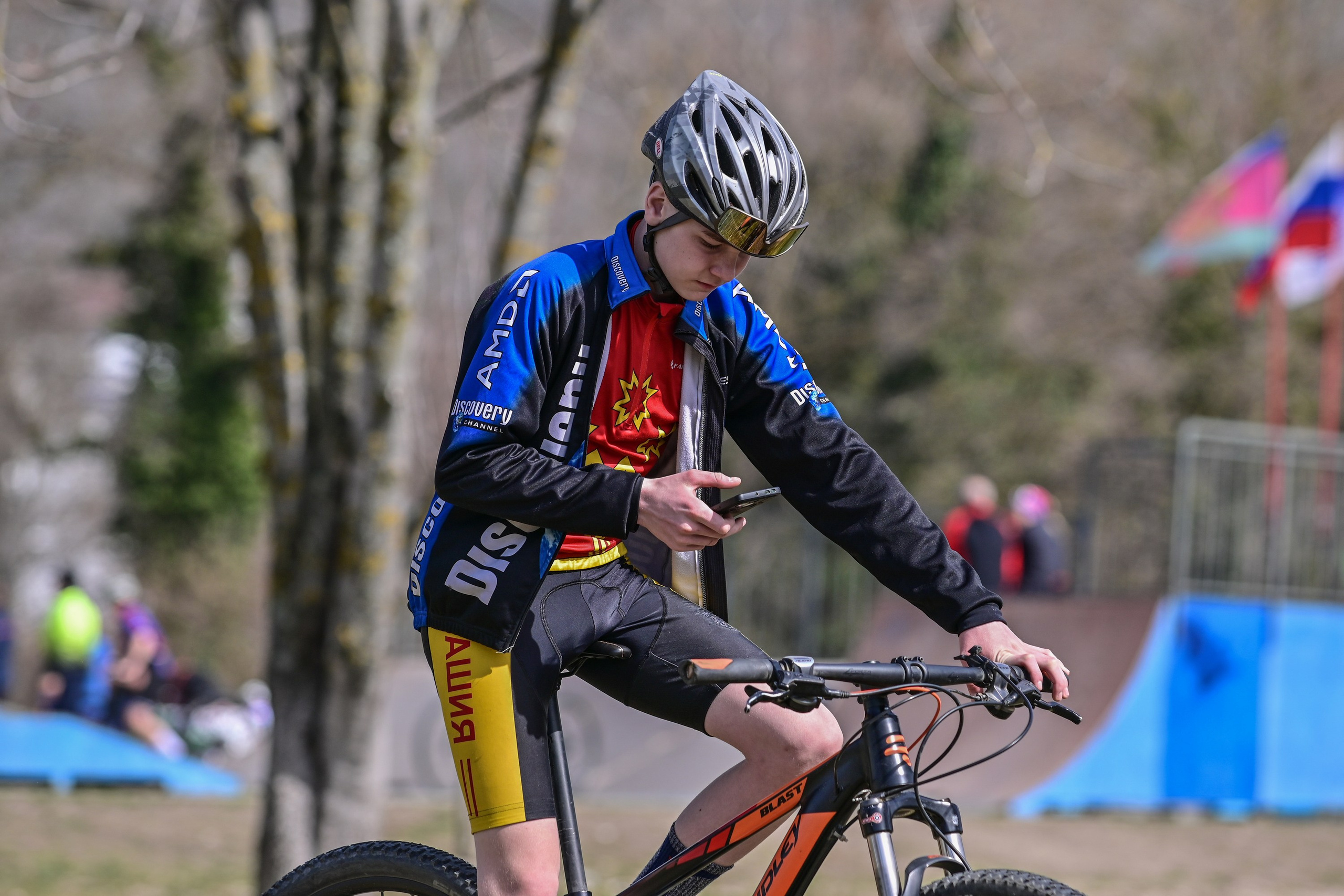 Маунтинбайк, кросс-кантри в Архипо-Осиповке 16 марта 2025. Спортивный фотограф, фотожурналист Павел Ларькин