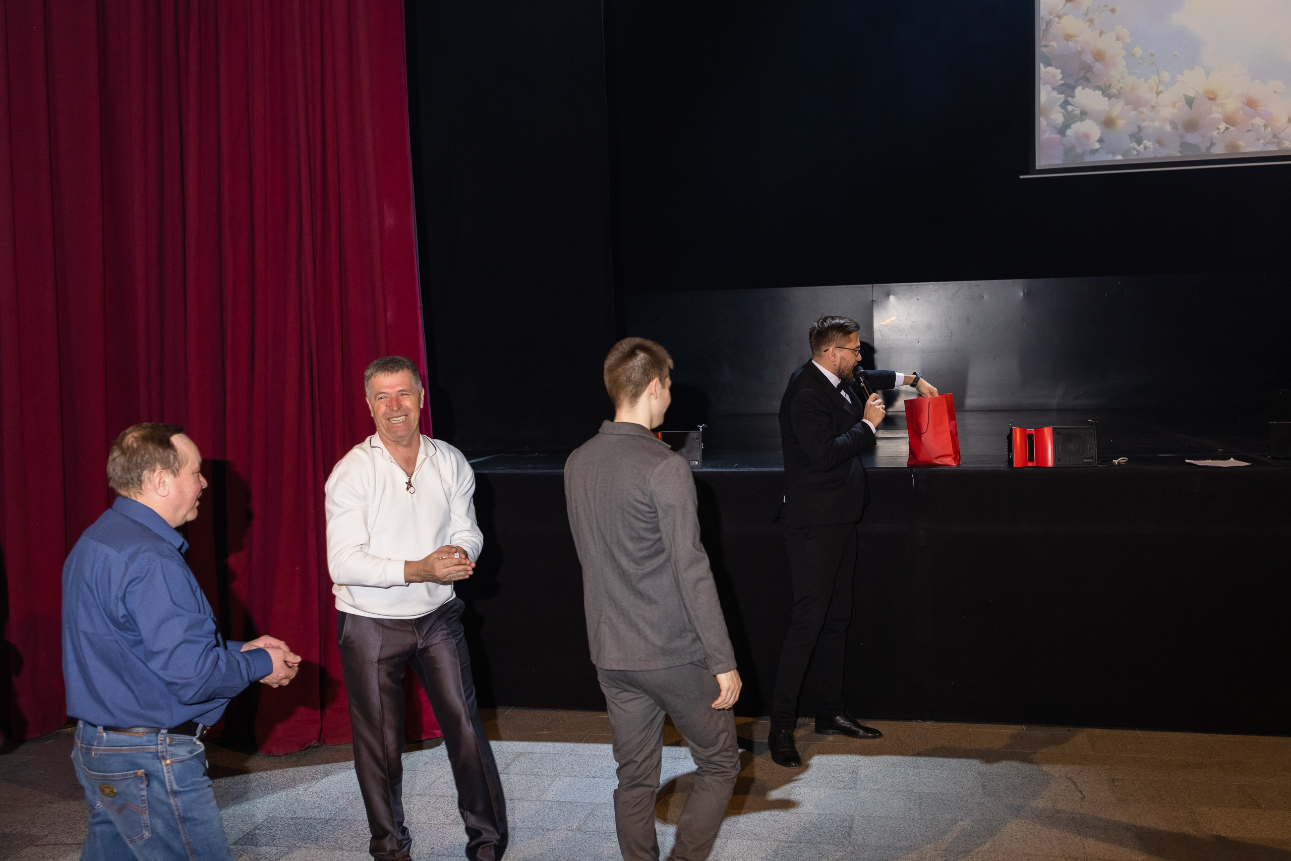 Февромарт. ДК Искра. Пермь