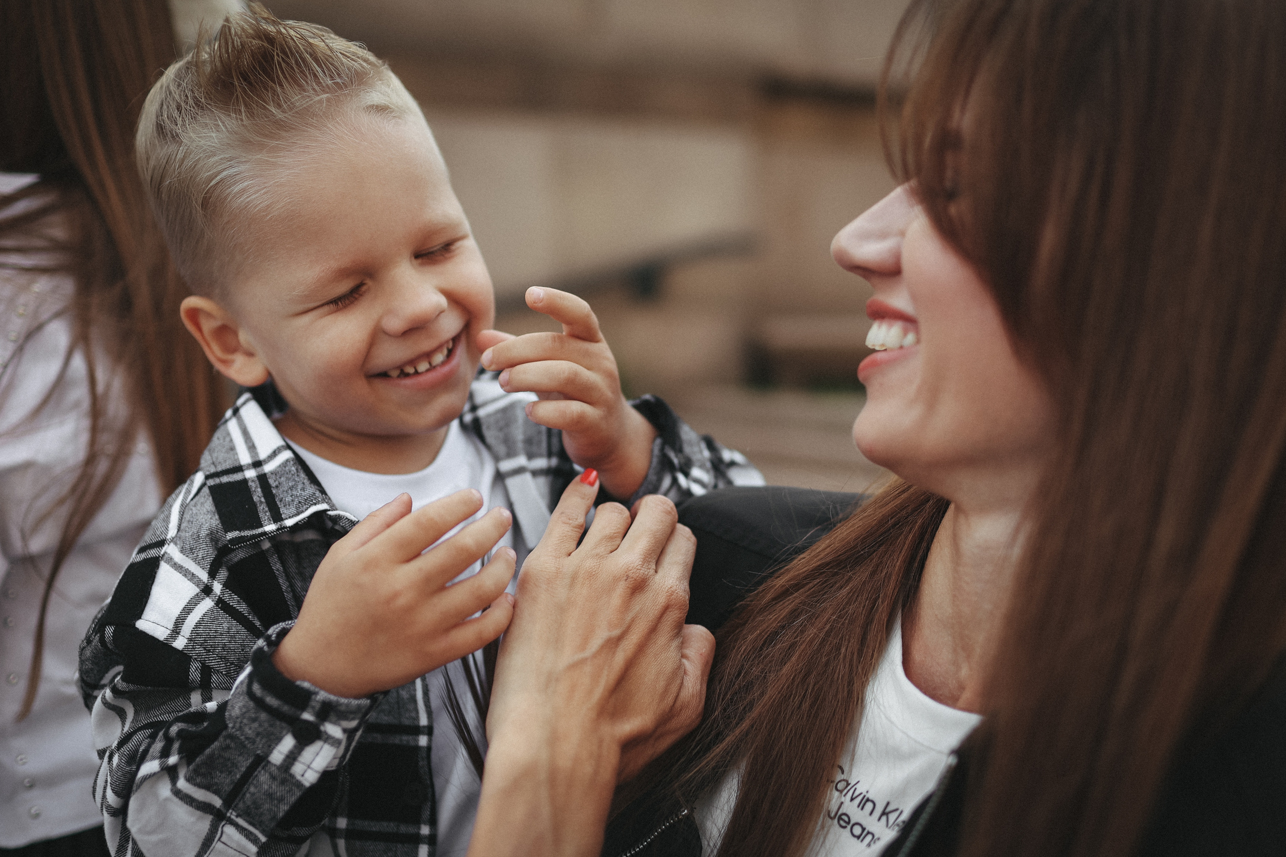 Семейная фотосессия в Москве фотосессия в городе. Фотограф Владимир Москва