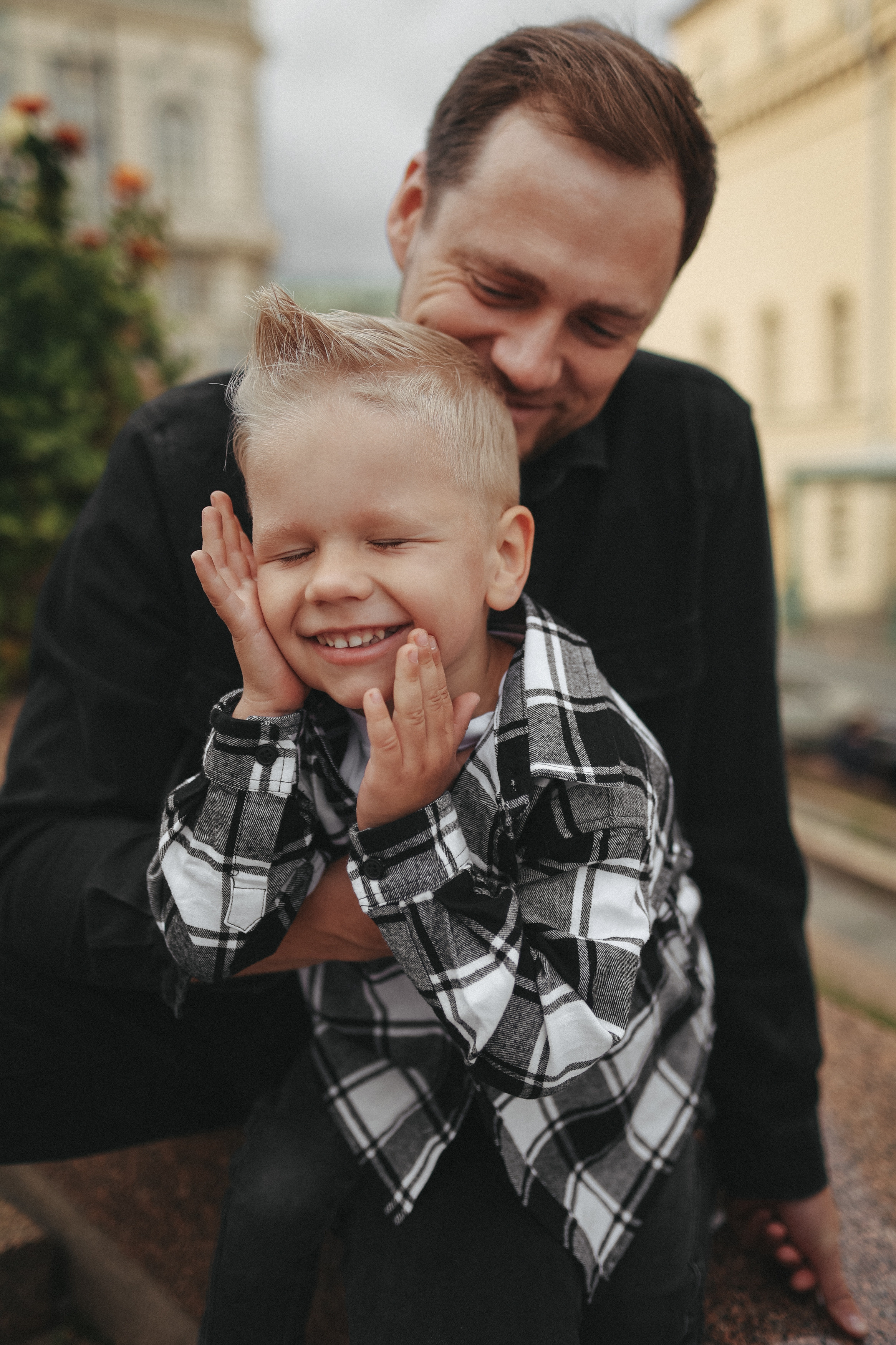 Семейная фотосессия в Москве фотосессия в городе. Фотограф Владимир Москва