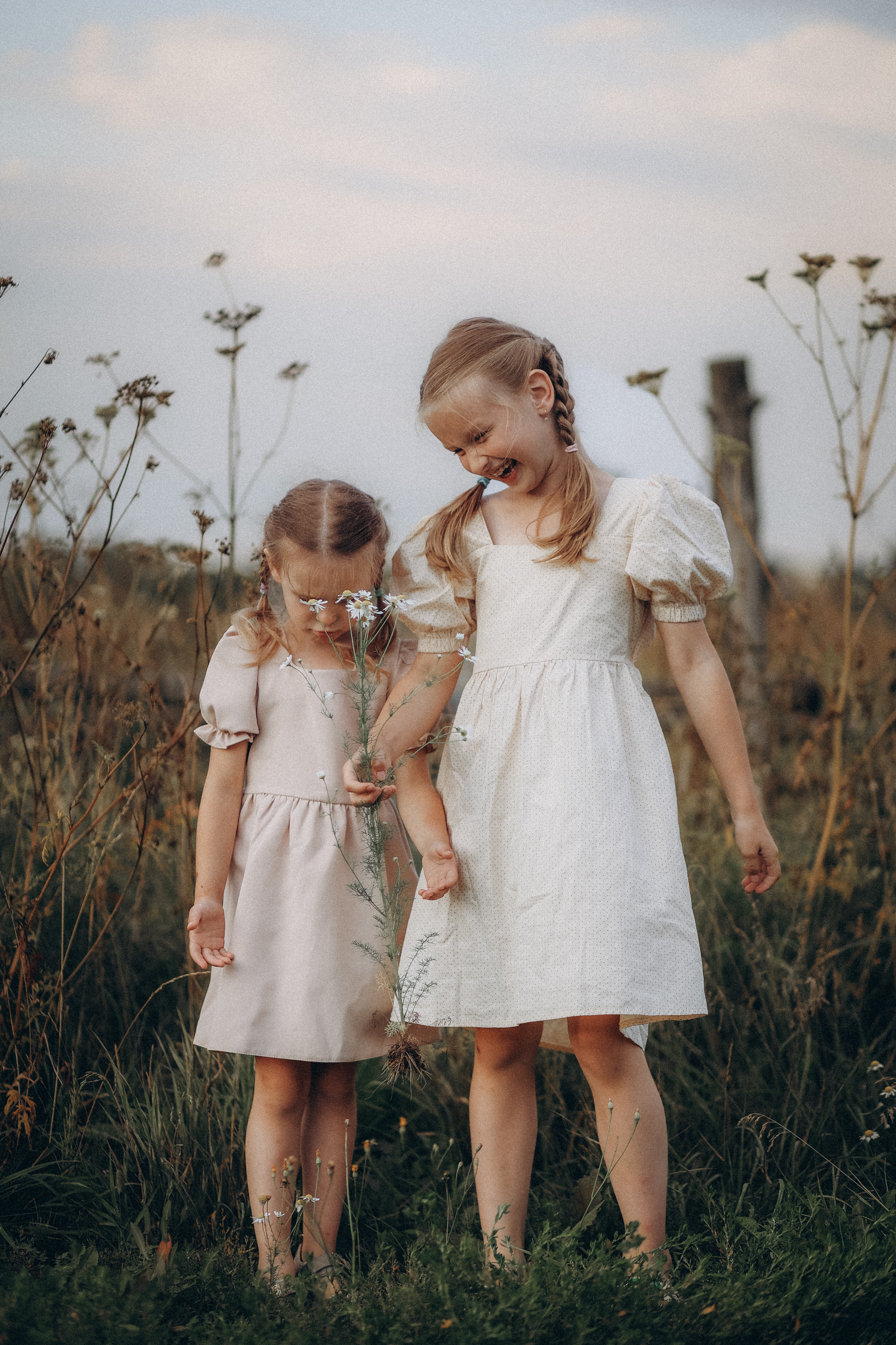 Летняя фотосессия фотосессия в деревне. Фотограф Владимир Москва