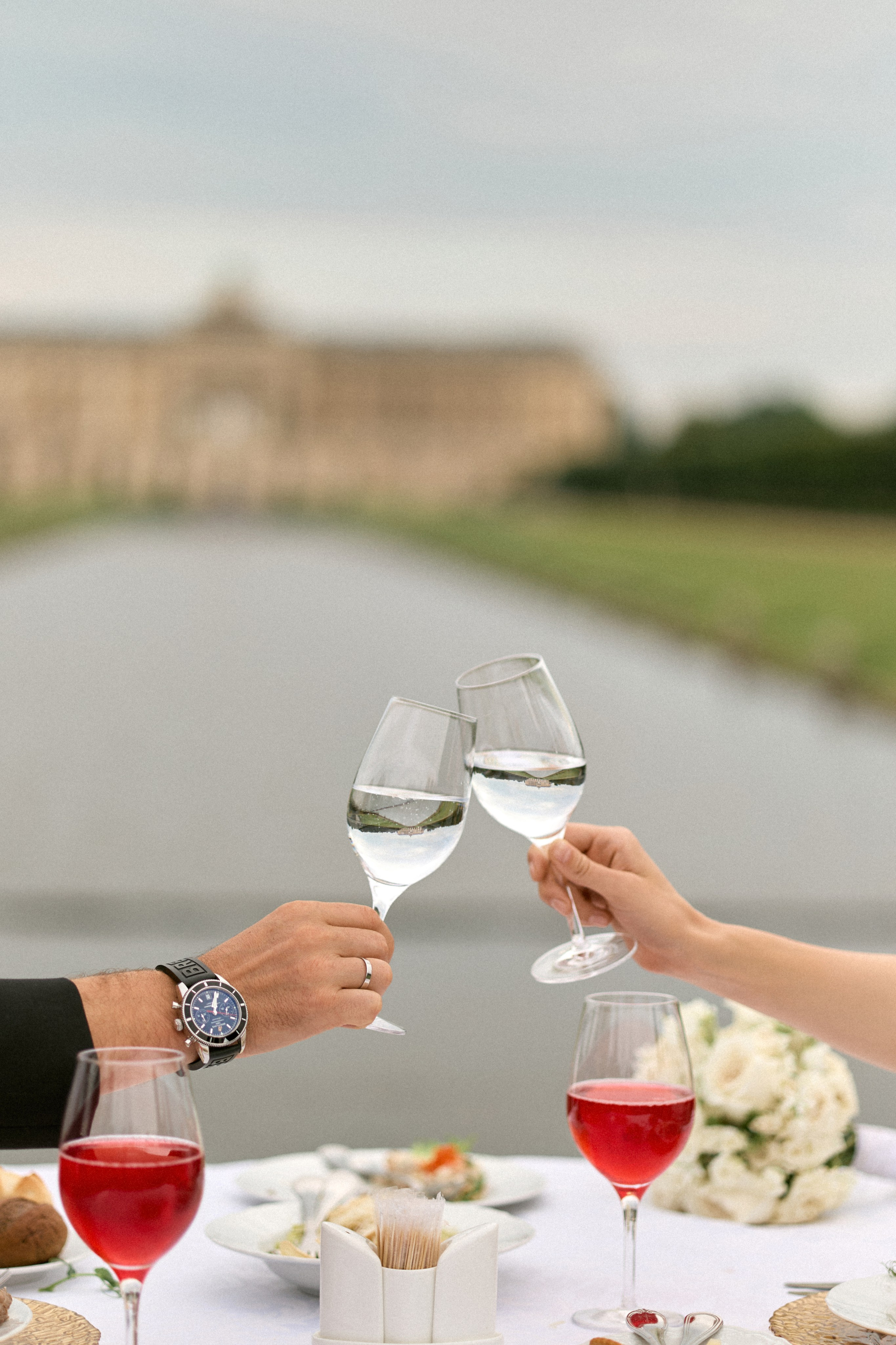 Свадебная фотосессия в резиденции Президента. Сестры Карабаза. Фотографы и ретушеры в Москве и Санкт-Петербурге