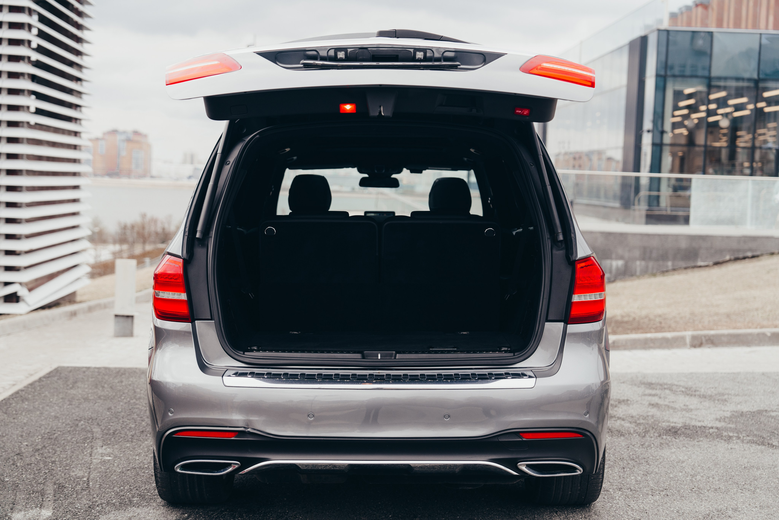 Mercedes-Benz GLS-Class 350 d. Идеальные портреты для соцсетей — Фотограф Ленар