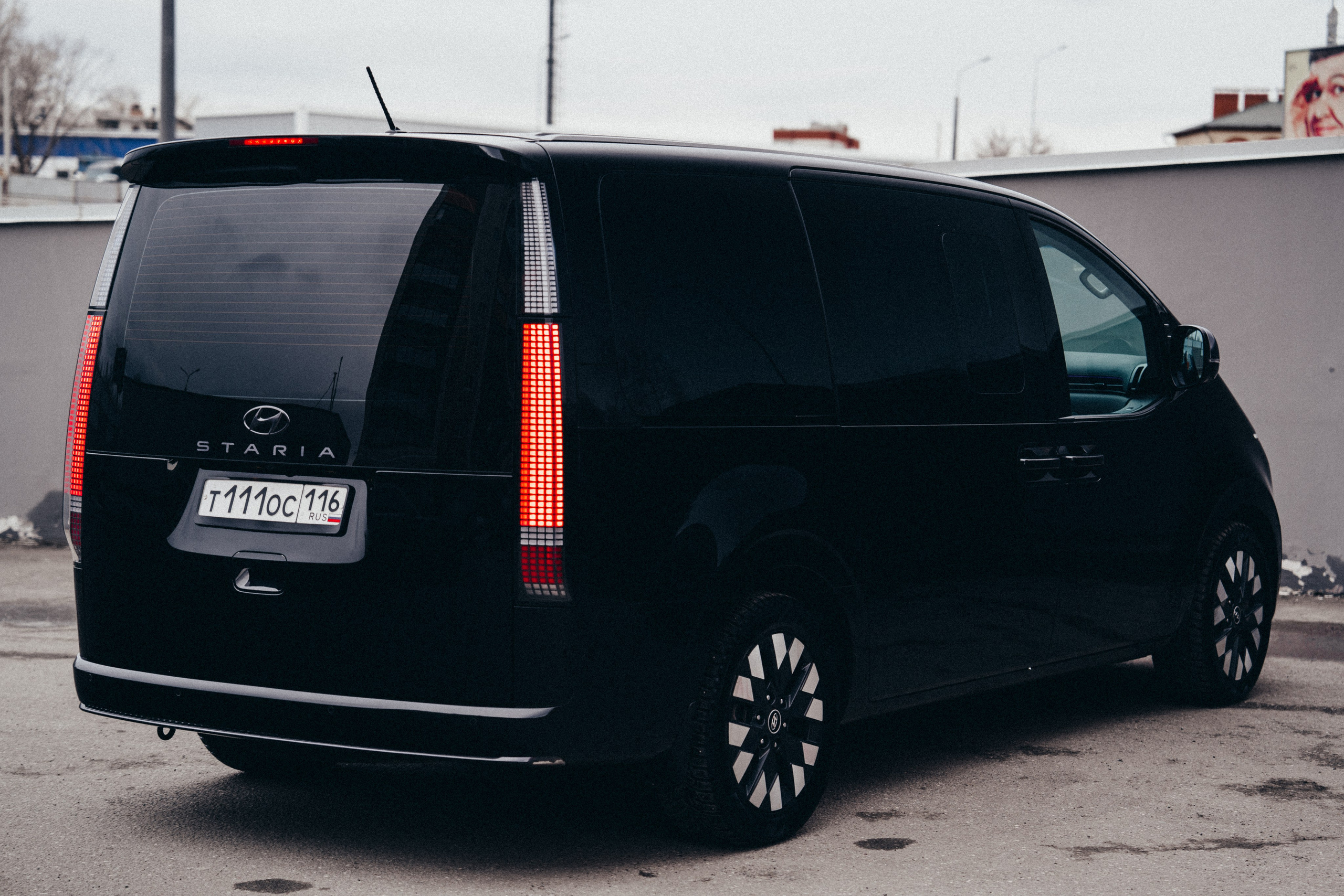 Hyundai Staria. Идеальные портреты для соцсетей — Фотограф Ленар