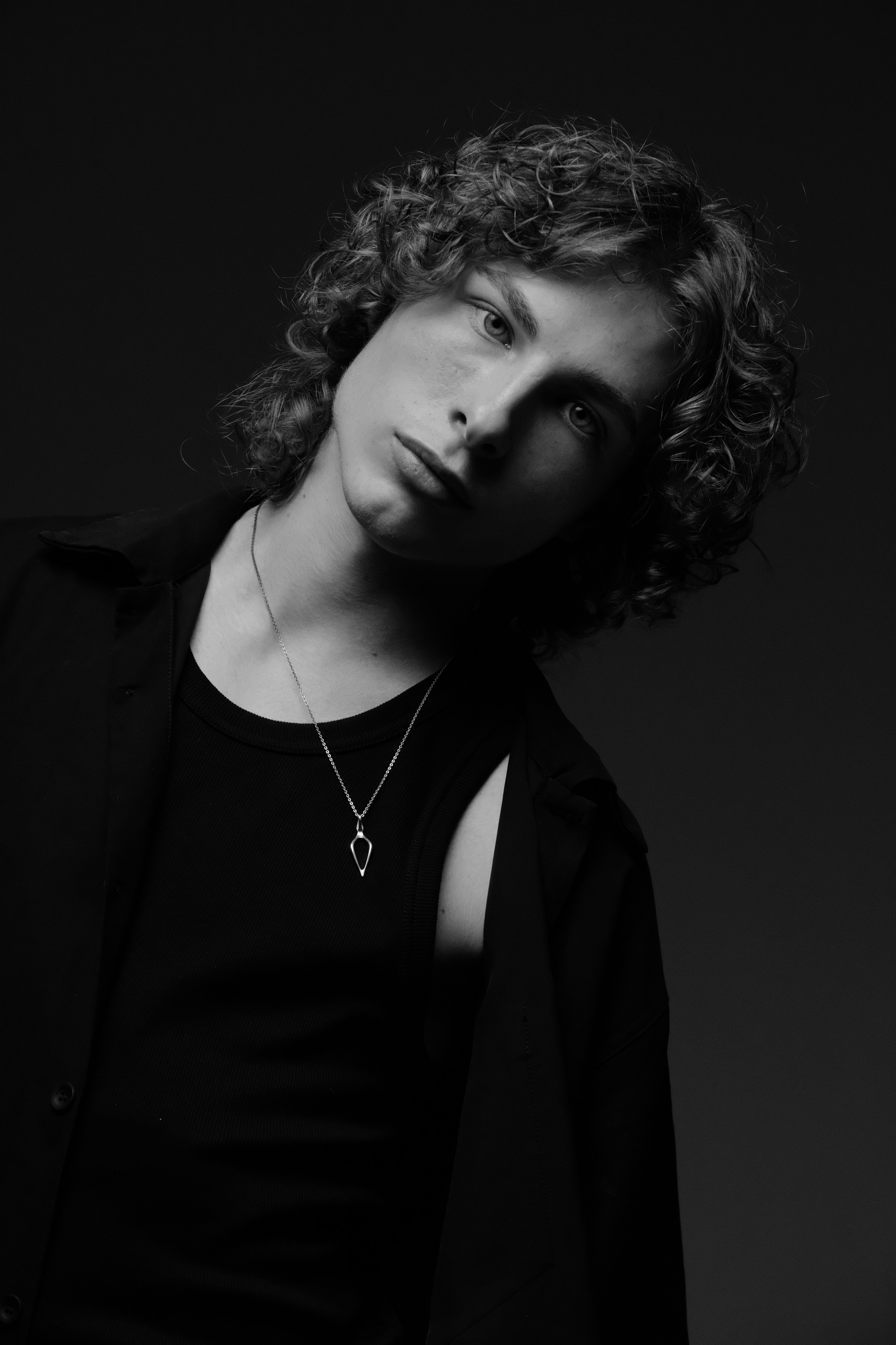 Модельные и актерские тесты. Портретный фотограф в Москве Александр Денисов