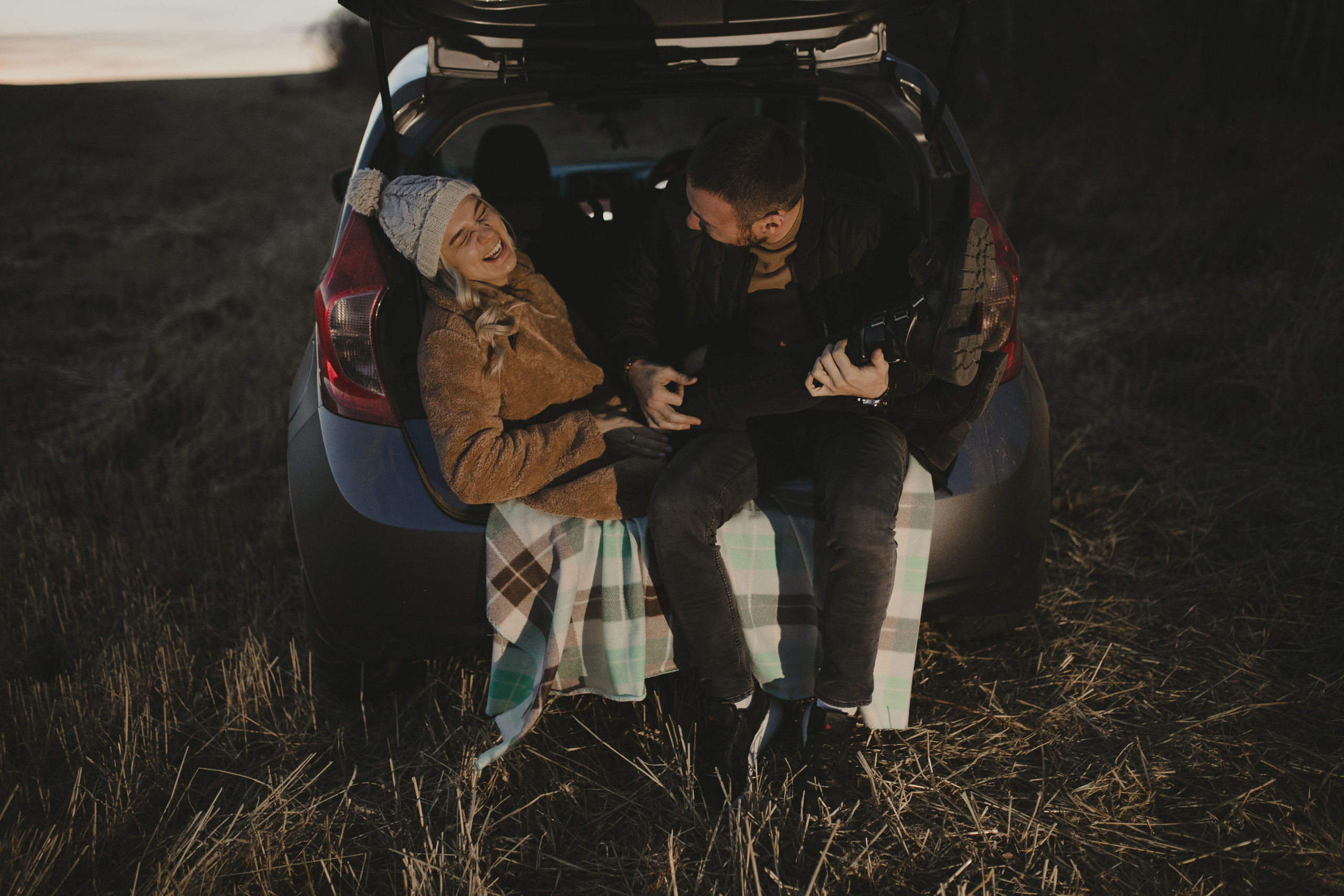 Лавстори в лесу. Фотограф в Иркутске Тома Кабанова