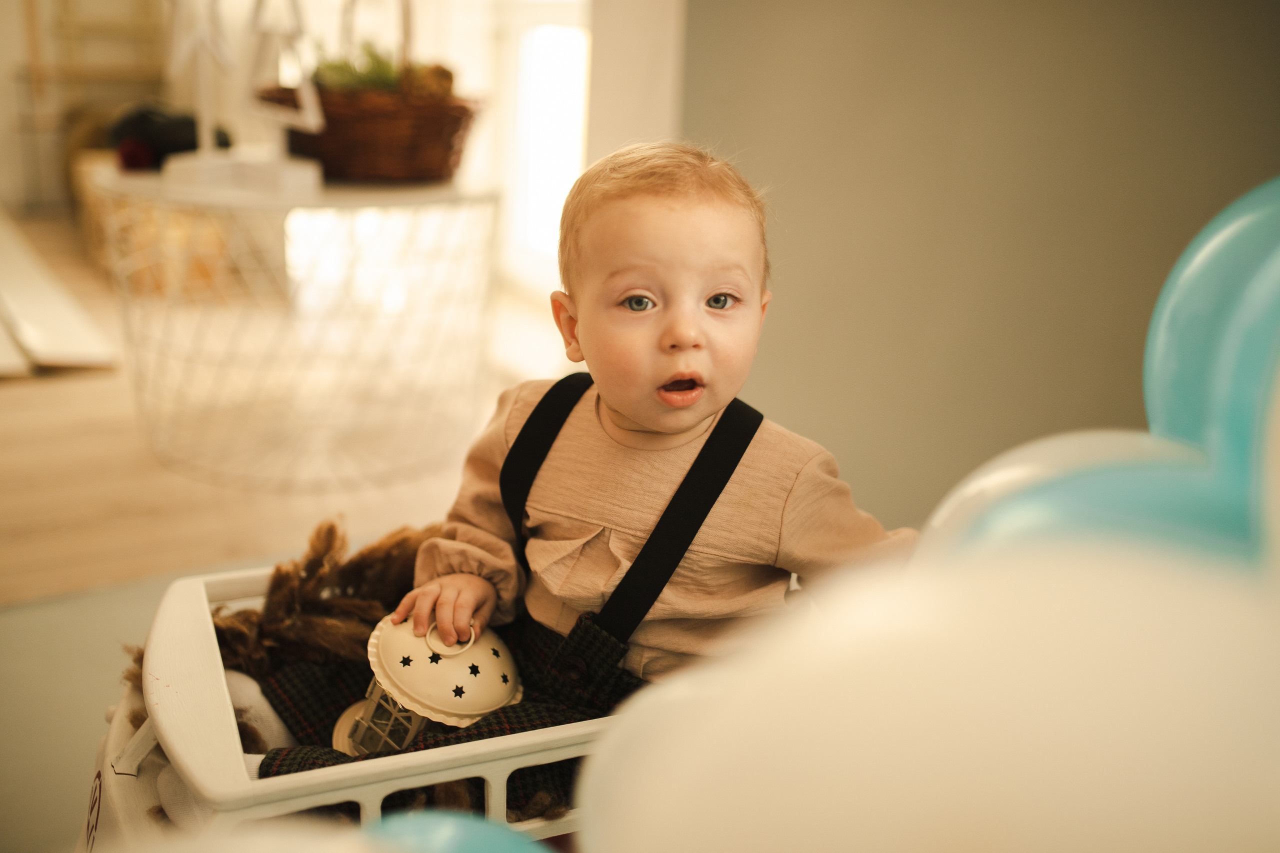 Фотосессия малыша на День рождения. Фотограф в Иркутске Тома Кабанова