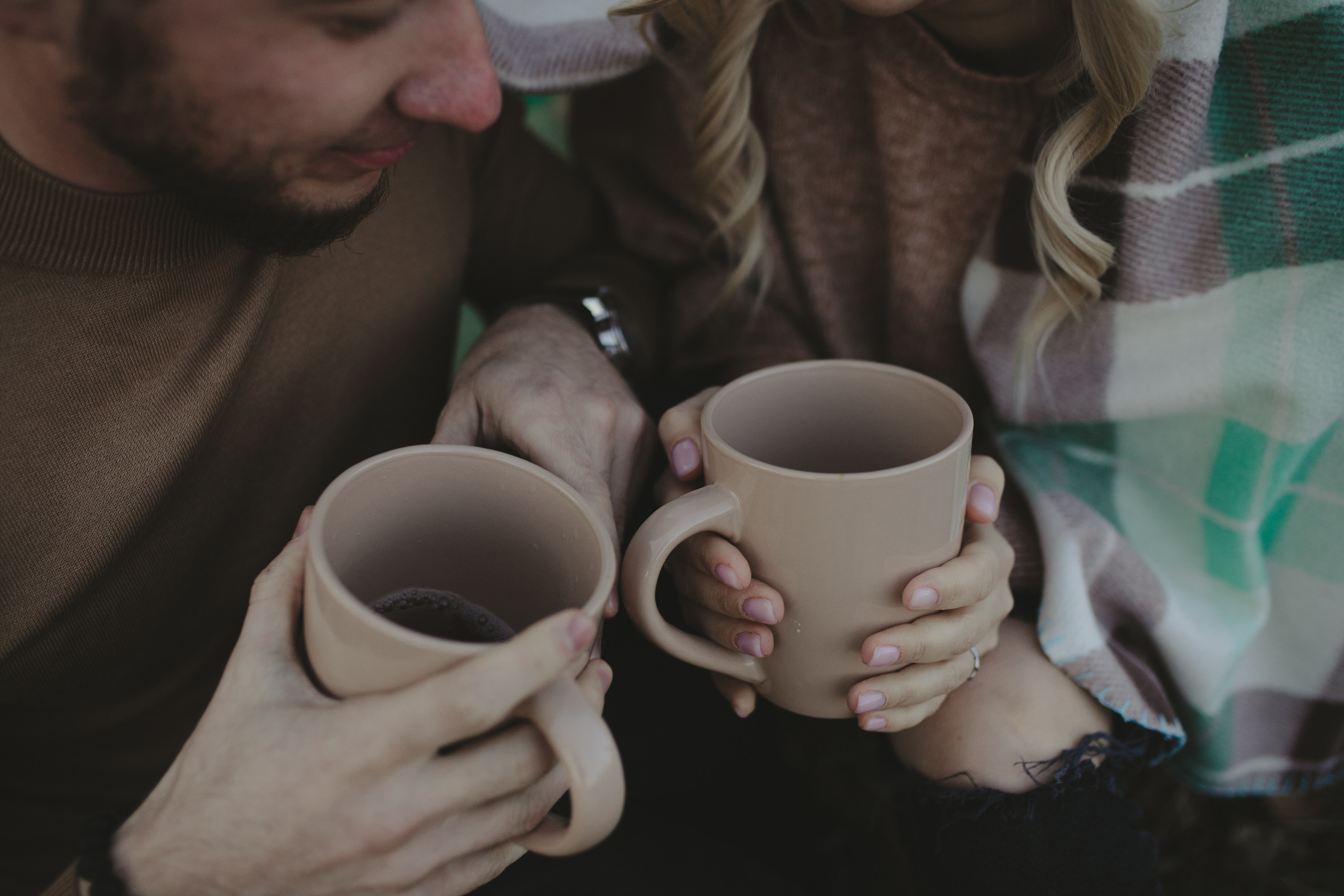 Лавстори в лесу. Фотограф в Иркутске Тома Кабанова