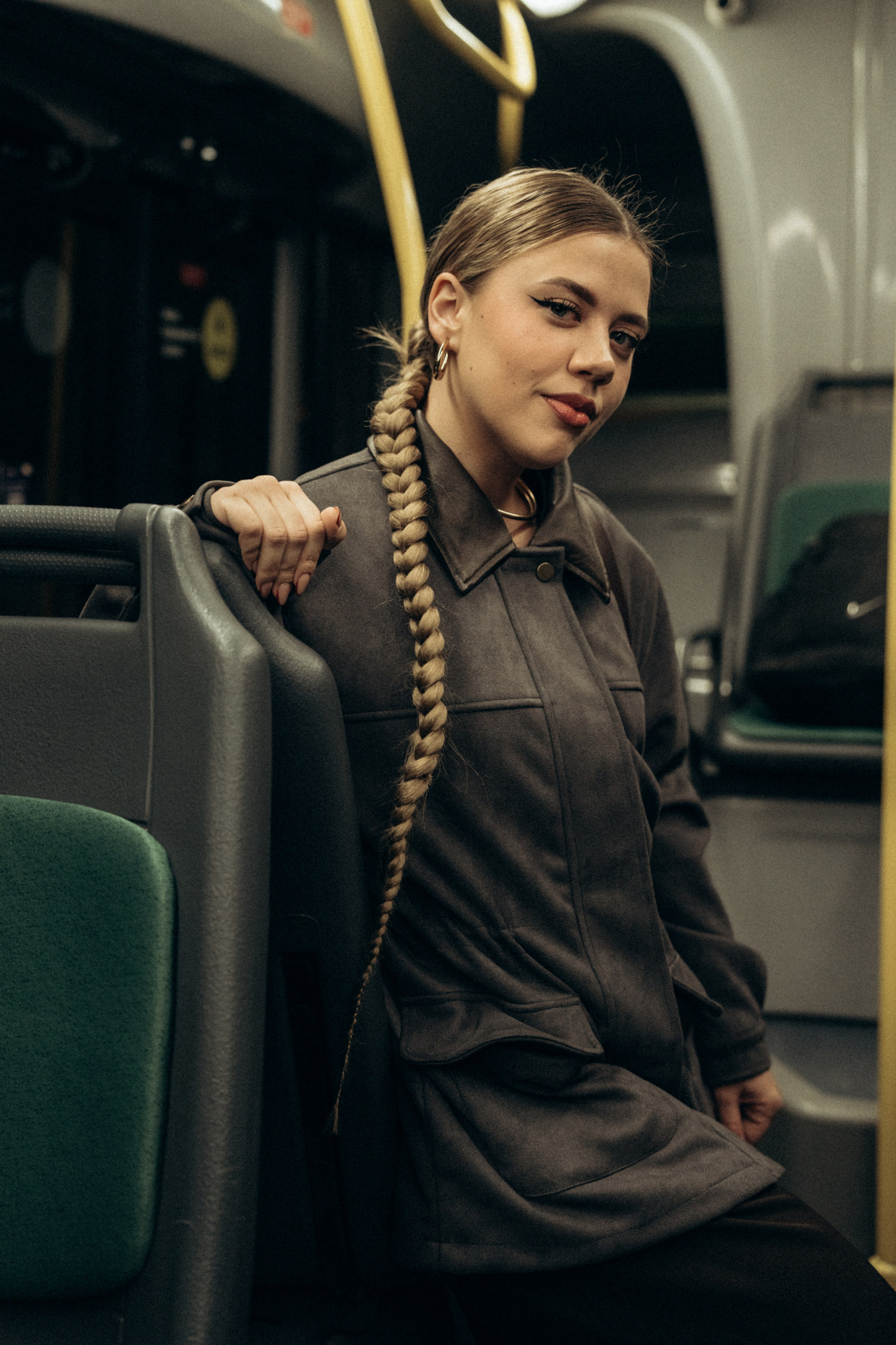 В автобусе. Фотограф и видеограф в Тюмени Екатерина Чернецкая