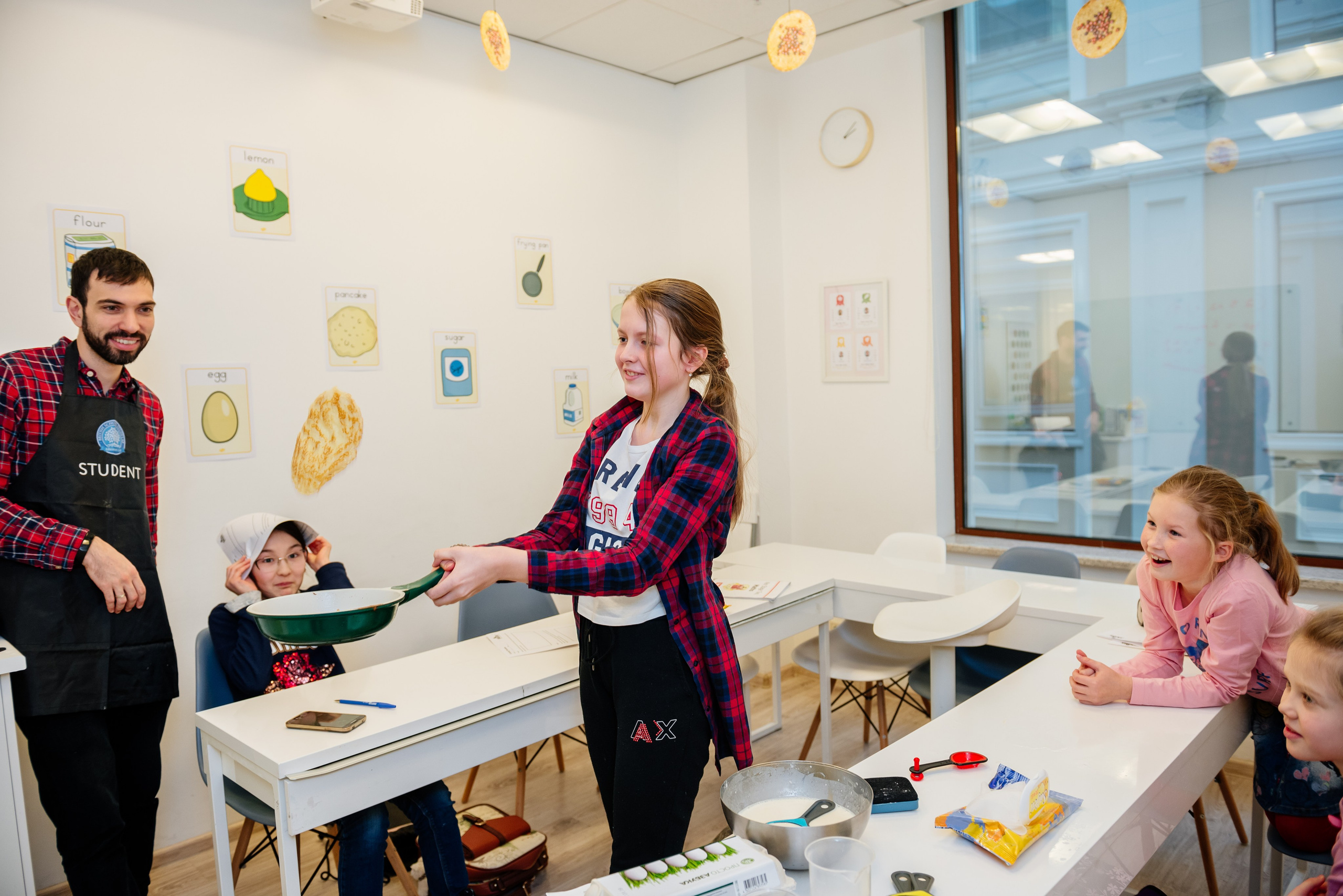 Английская школа. Study Lab. Фотограф LANA STIL. Семейный, репортажный фотограф, студия. Женский, мужской портрет. Фотографирую территориально в г. Королев, Москва, МО
