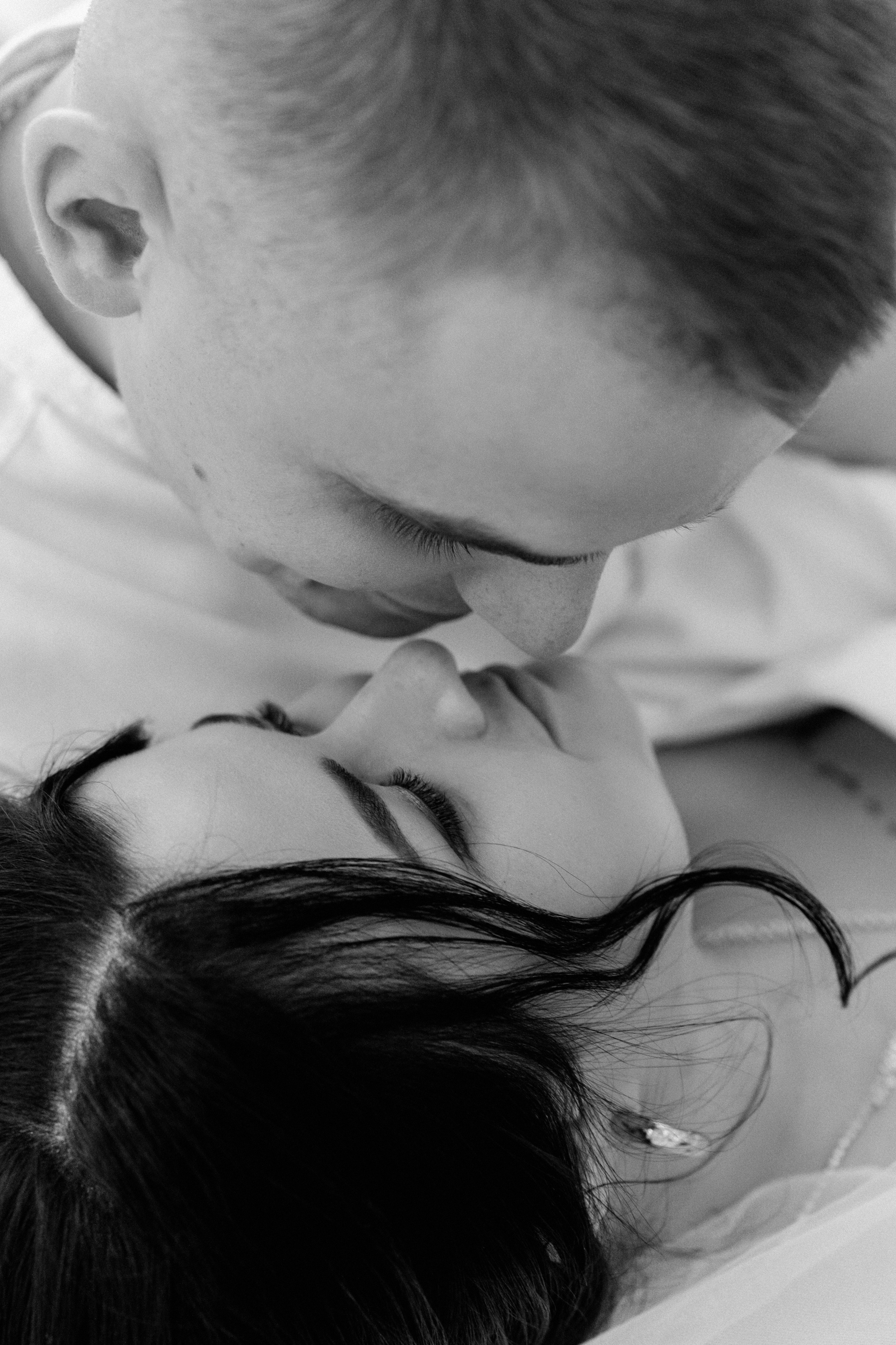 Студийная свадебная история любви. Ваш семейный фотограф в Минске — Вика Трегубова