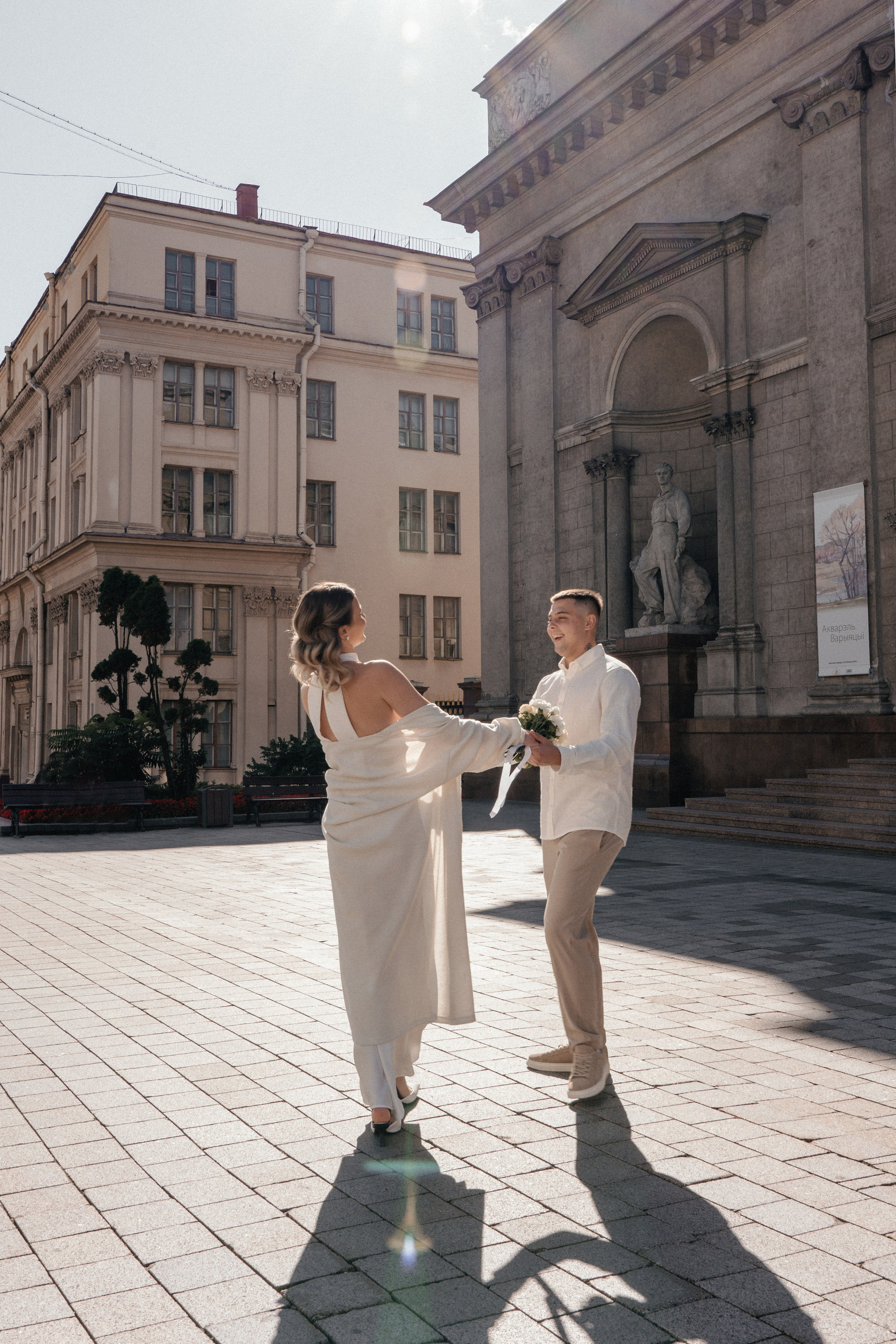 Любовь в одном знаменитом подъезде Минска. Ваш семейный фотограф в Минске — Вика Трегубова
