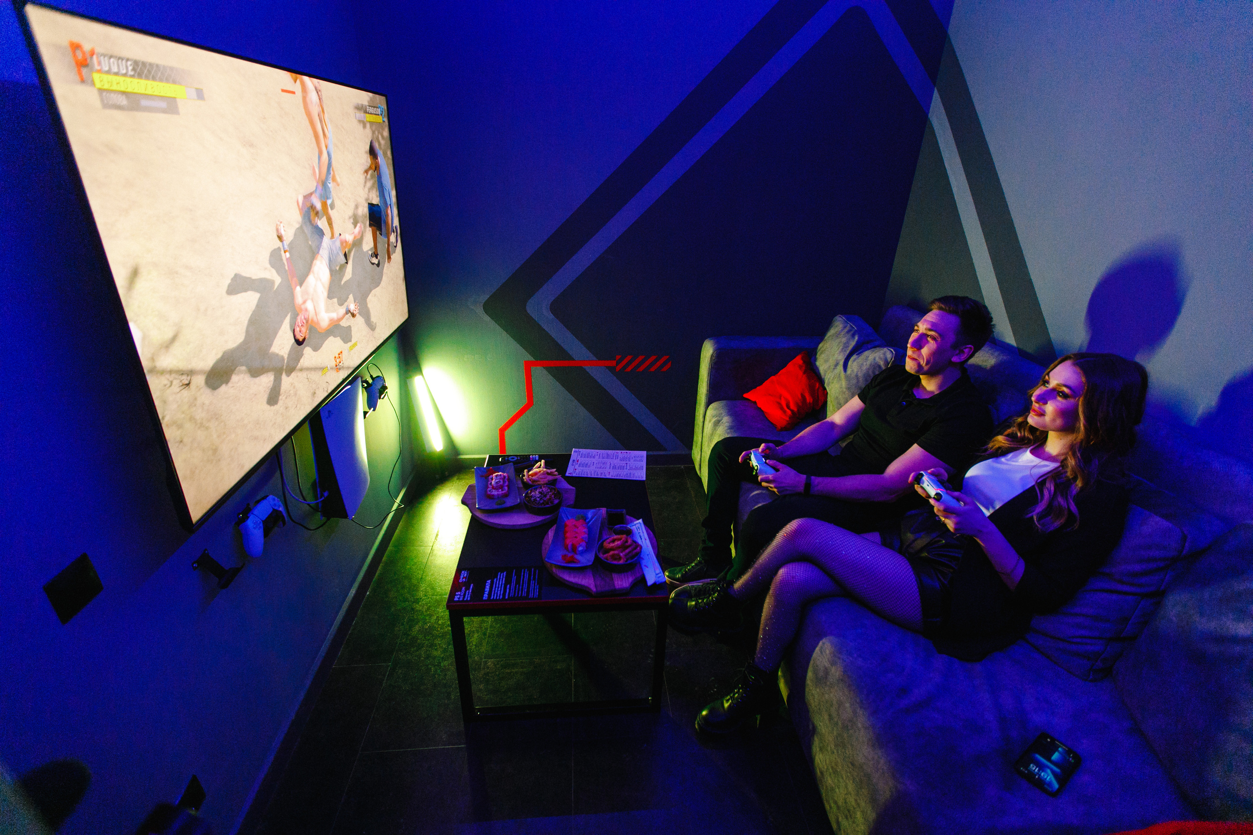 Открытие киберспортивного клуба Checkpoint. Роман Урумбаев фотограф Нижневартовск