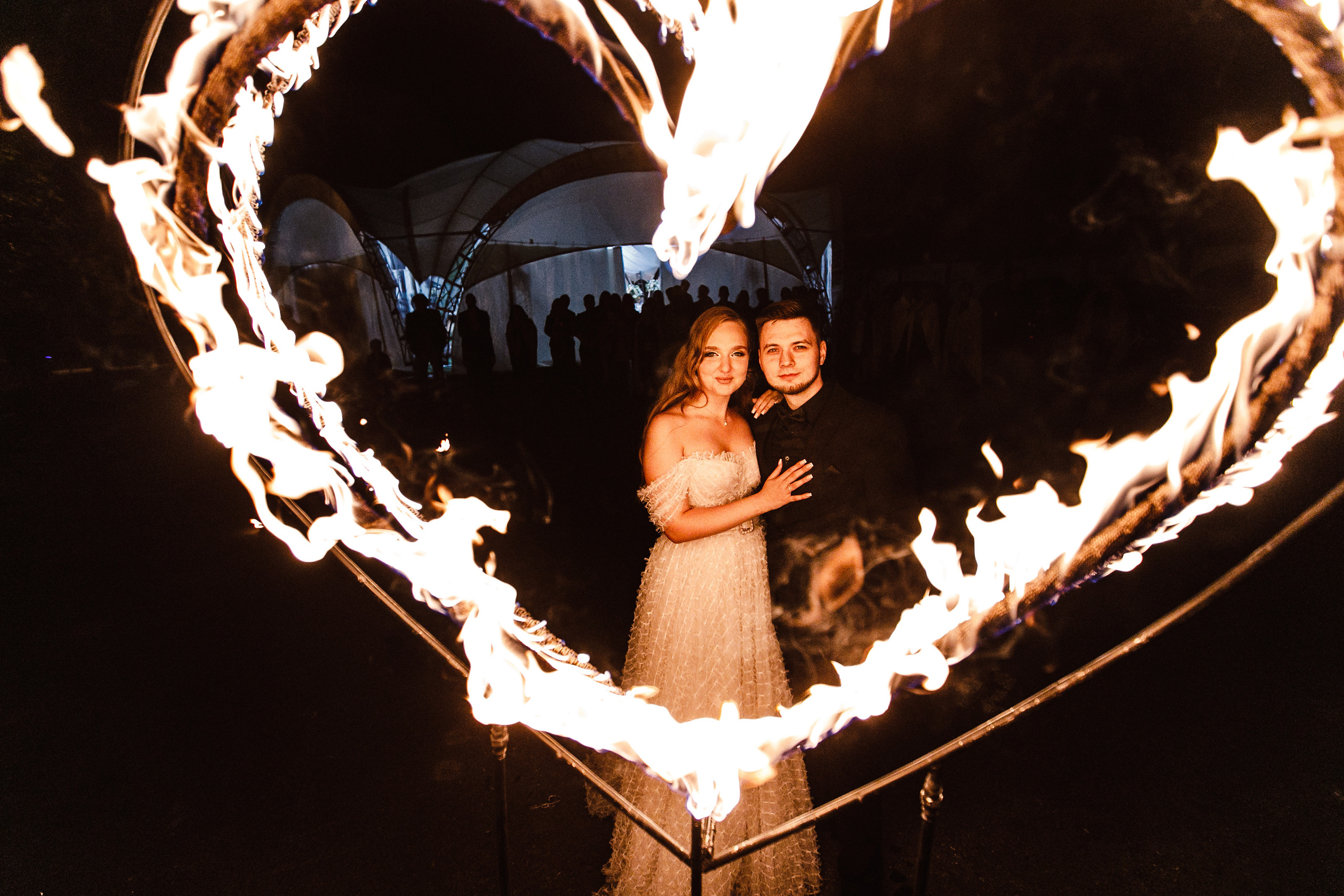 Елизавета + Денис. Роман Урумбаев фотограф Нижневартовск