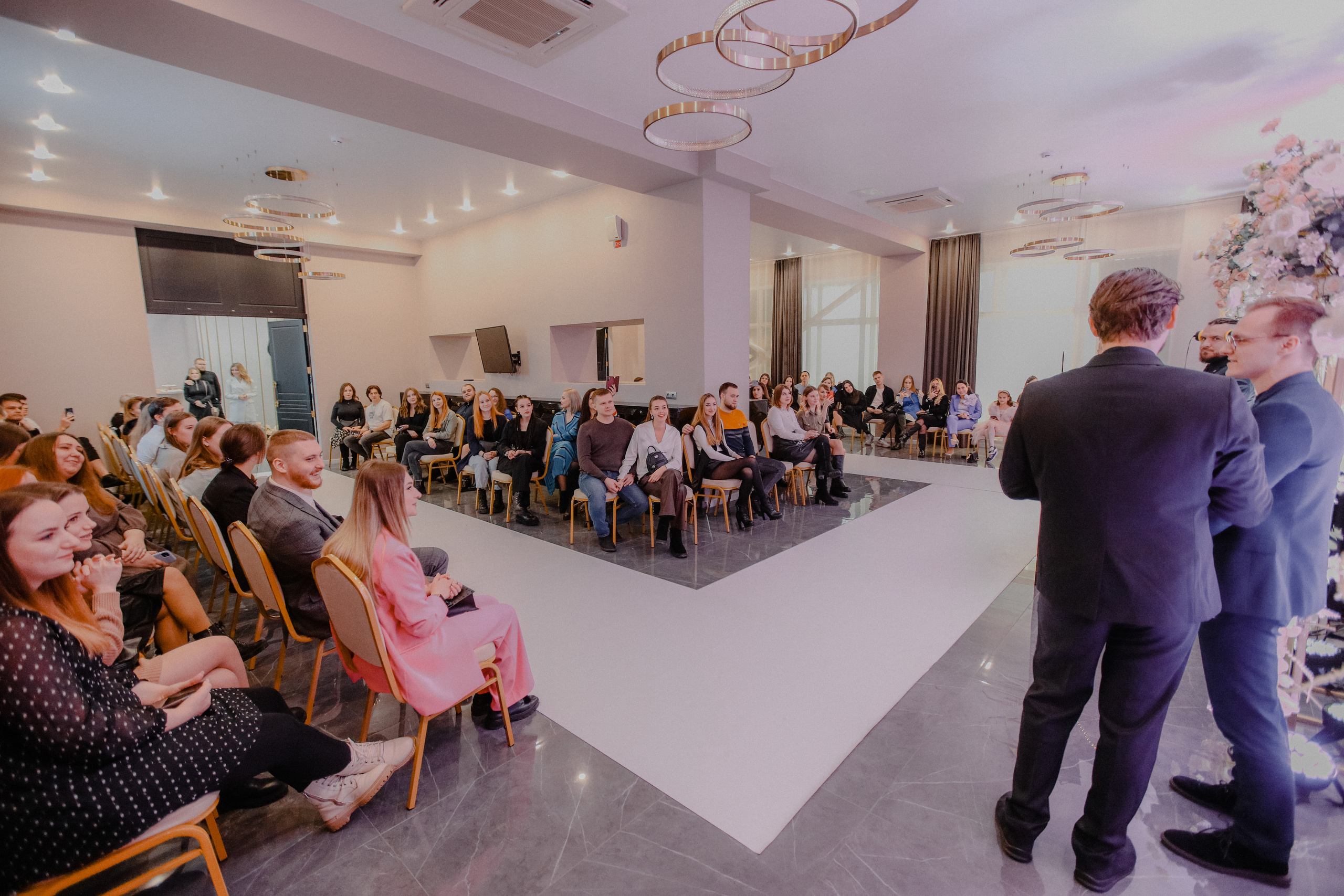 Свадьба в деталях.про 2023. Роман Урумбаев фотограф Нижневартовск