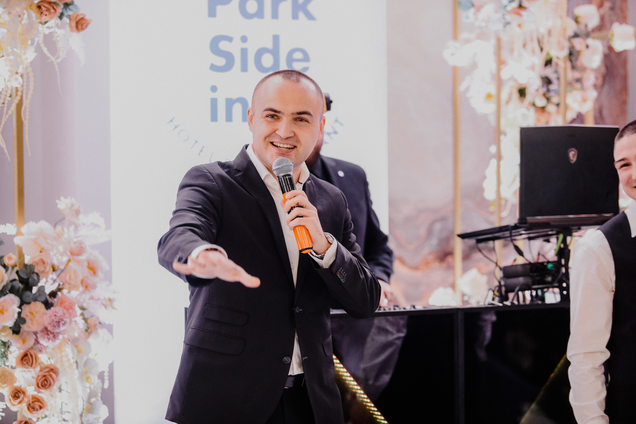 Свадьба в деталях.про 2023. Роман Урумбаев фотограф Нижневартовск