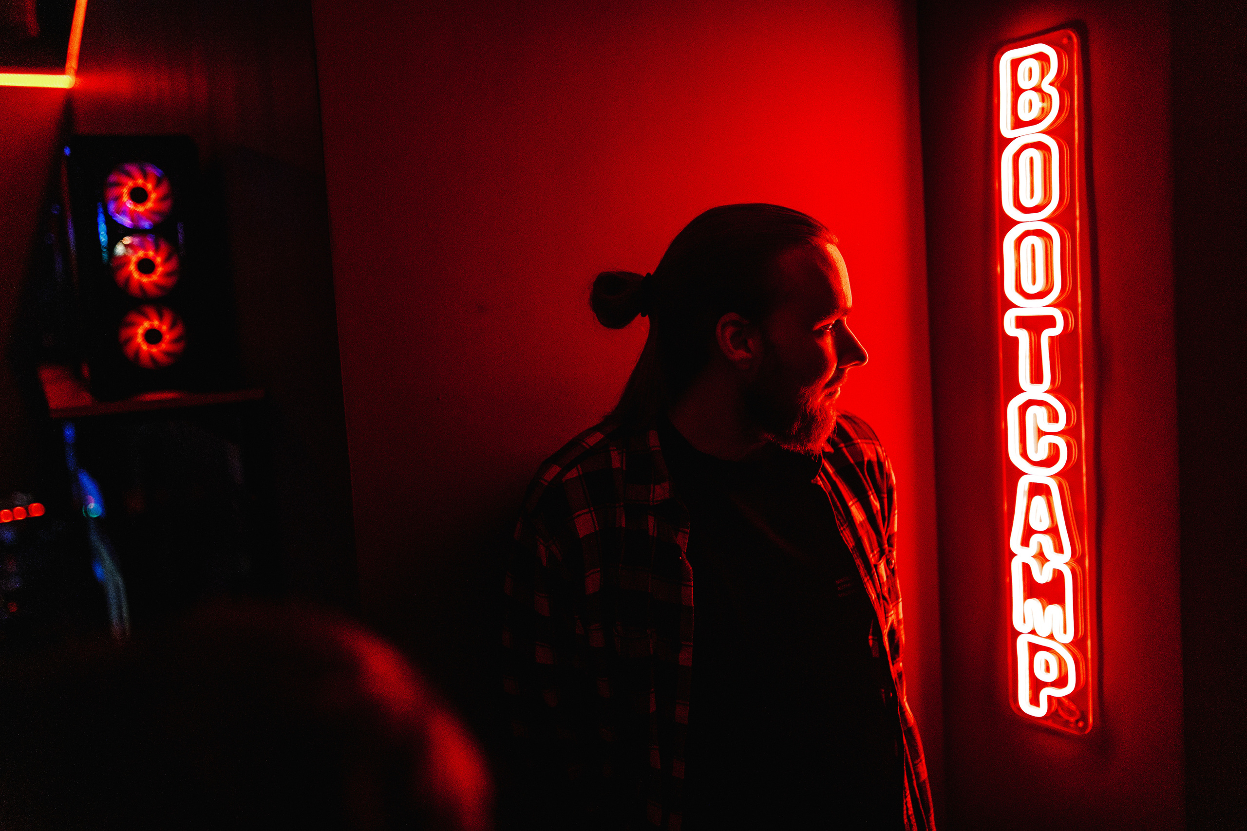 Открытие киберспортивного клуба Checkpoint. Роман Урумбаев фотограф Нижневартовск