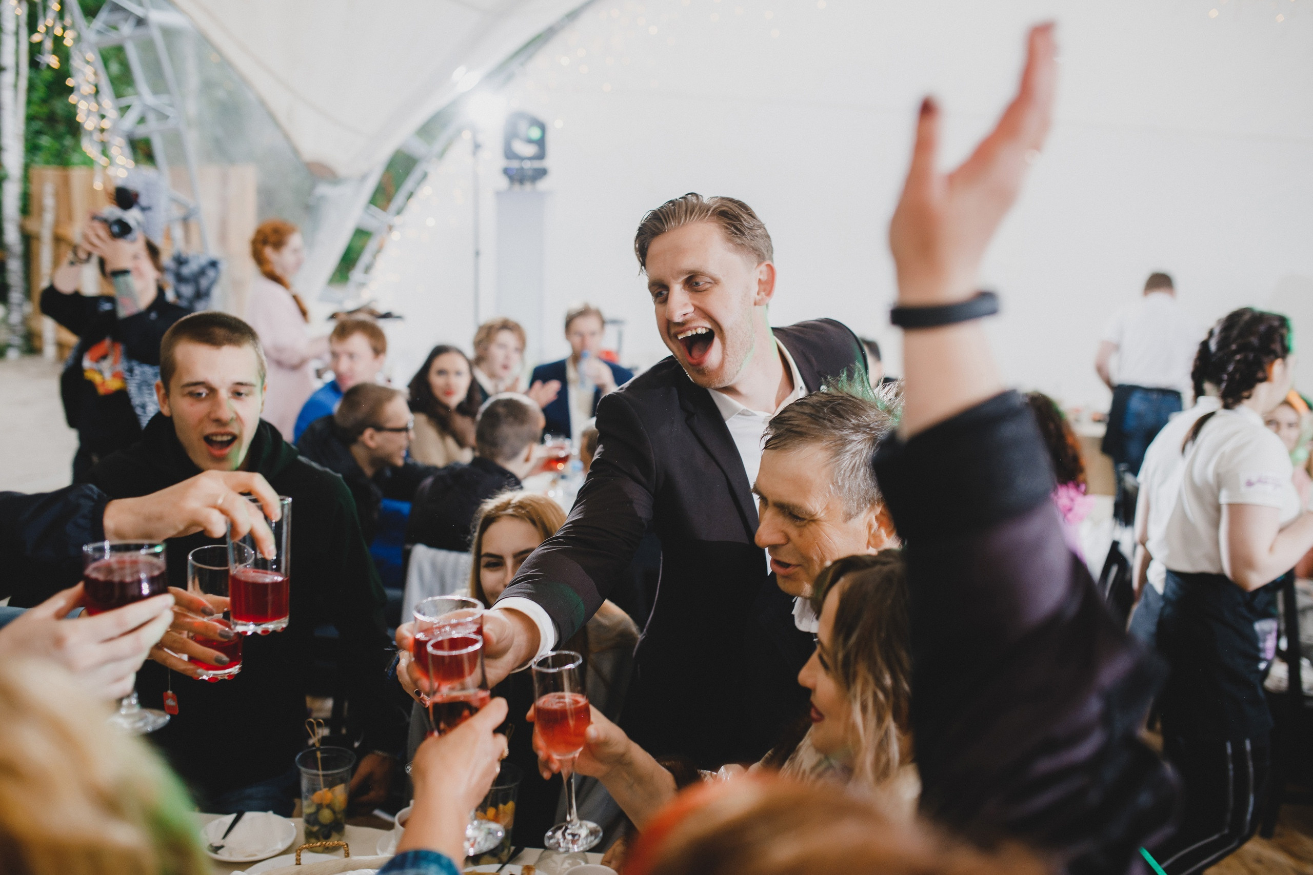 Дмитрий + Евгения. Роман Урумбаев фотограф Нижневартовск