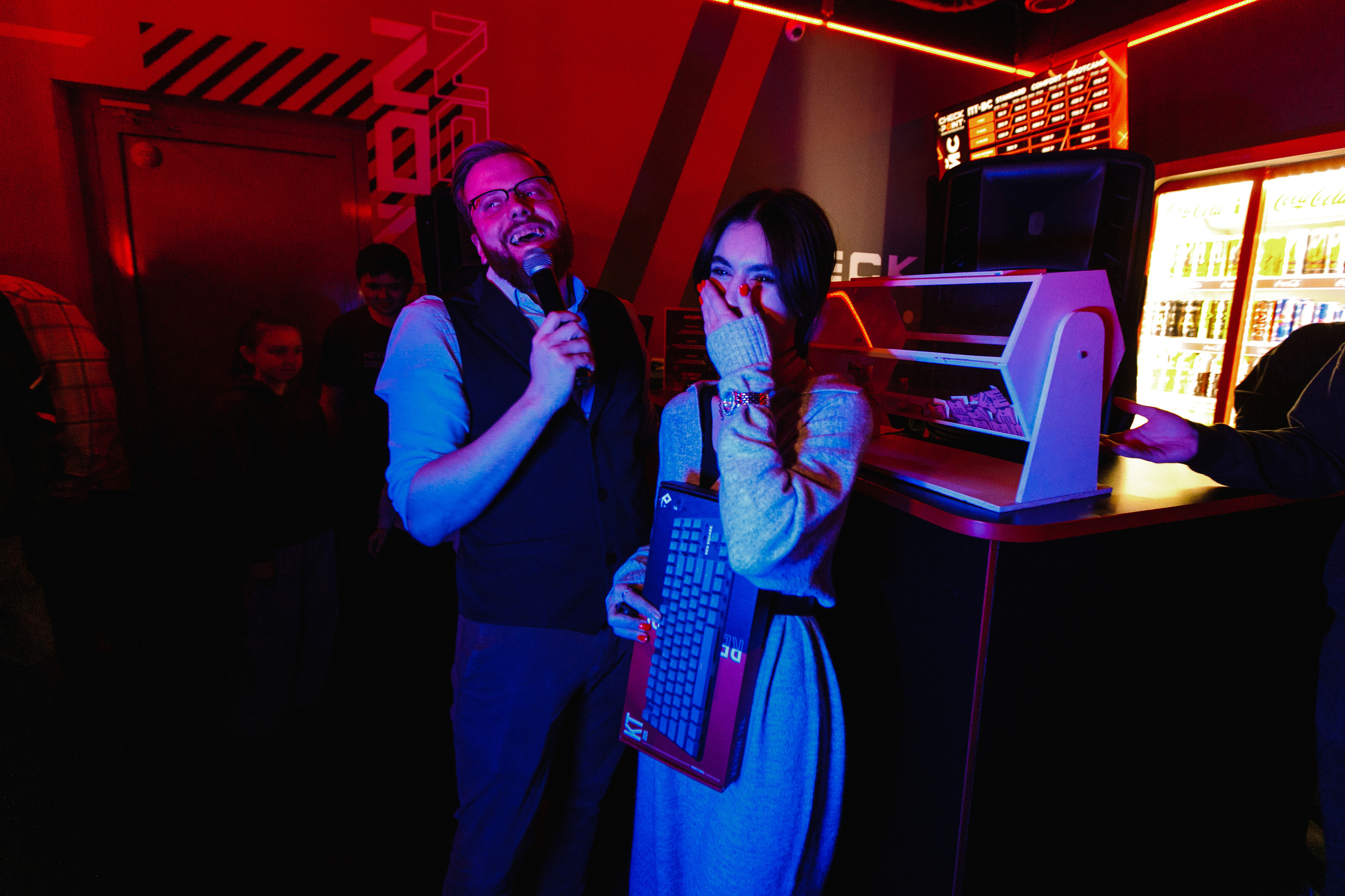 Открытие киберспортивного клуба Checkpoint. Роман Урумбаев фотограф Нижневартовск