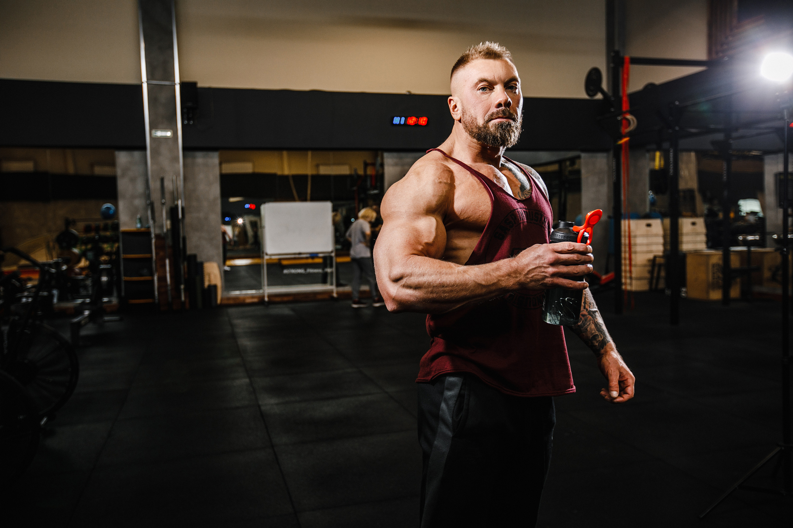 Strong. Роман Урумбаев фотограф Нижневартовск