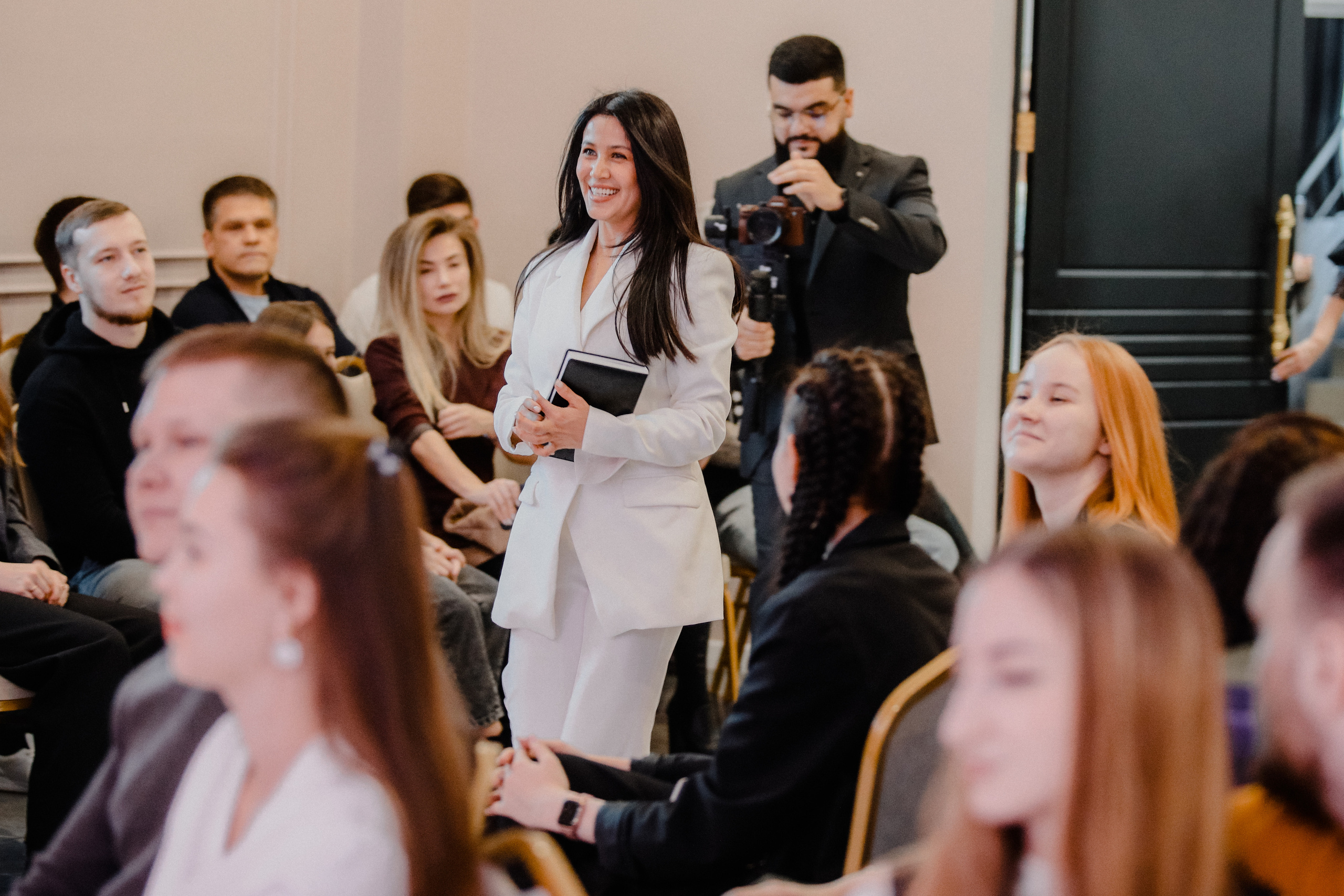 Свадьба в деталях.про 2023. Роман Урумбаев фотограф Нижневартовск