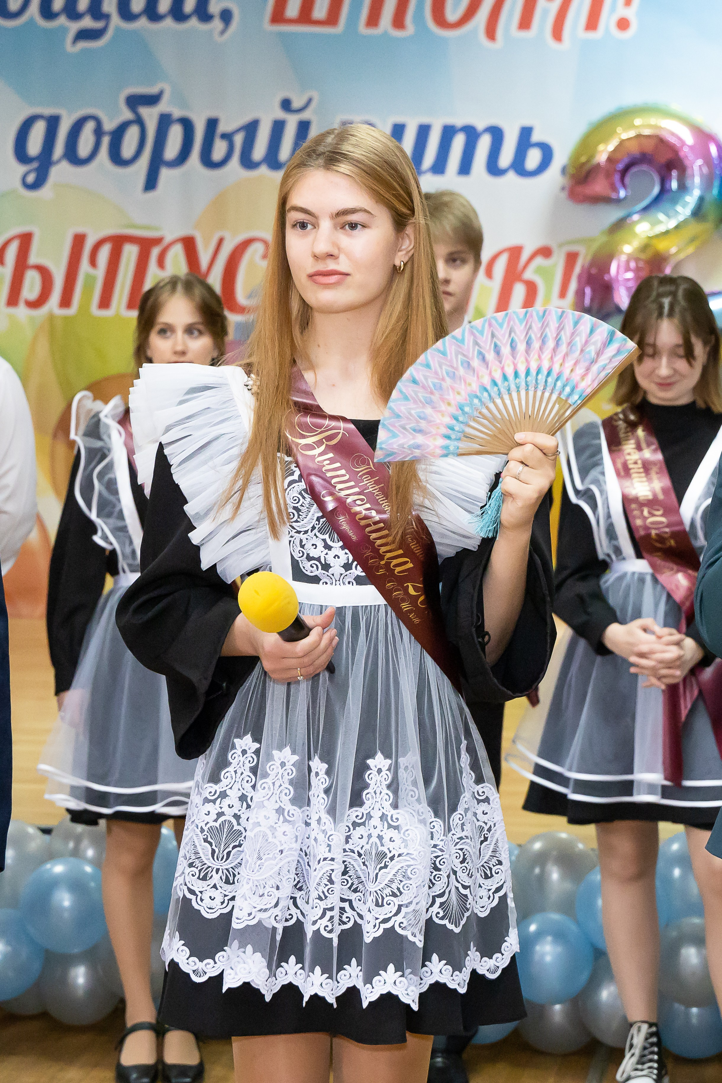 Последний звонок 11 кл. Свадебный фотограф в городе Подольск МО и Москва Крылова Ирина