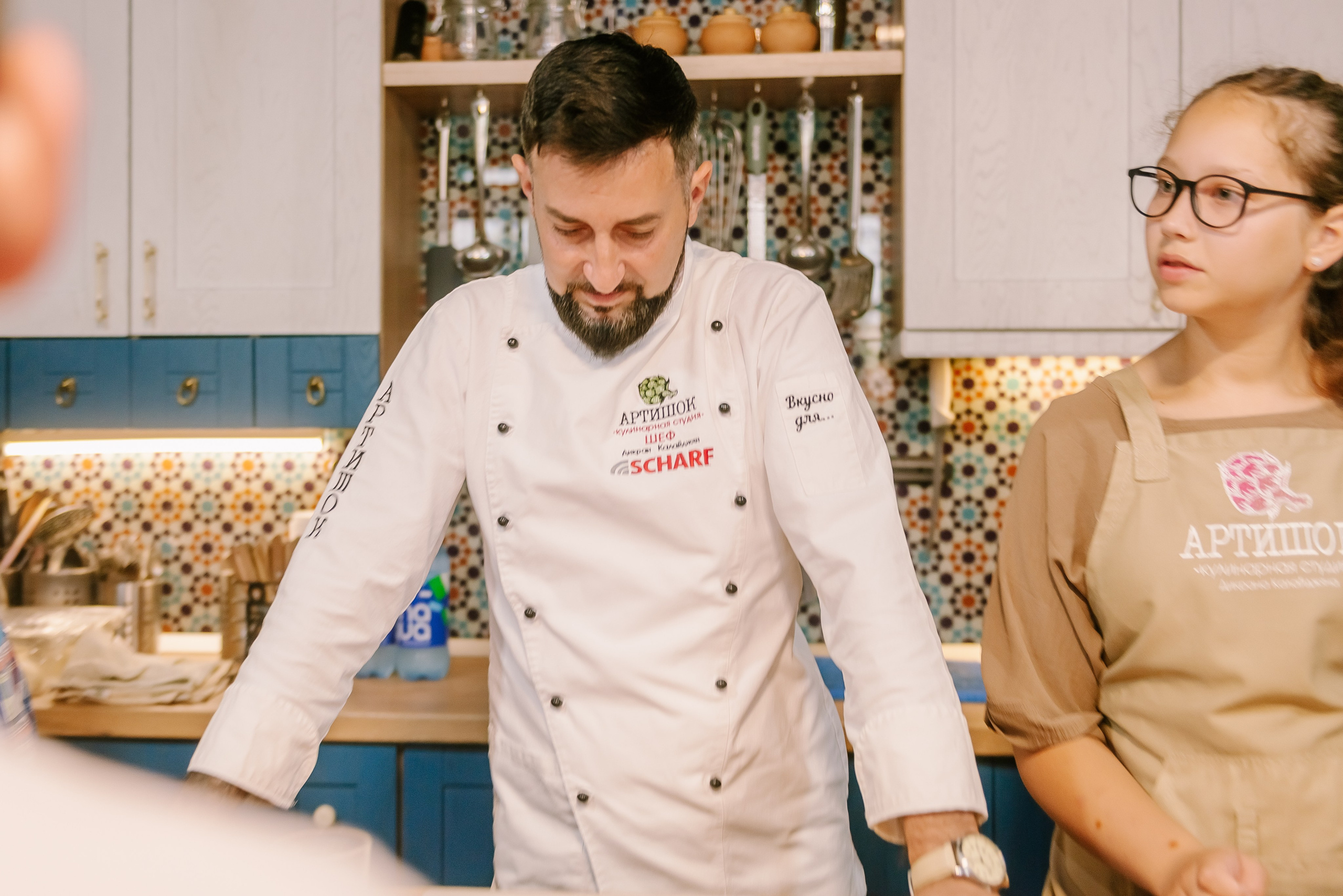 Инклюзивная кухня добра в Артишок 30. 07.35. Детский фотограф, семейный фотограф и репортажи в Кемерово