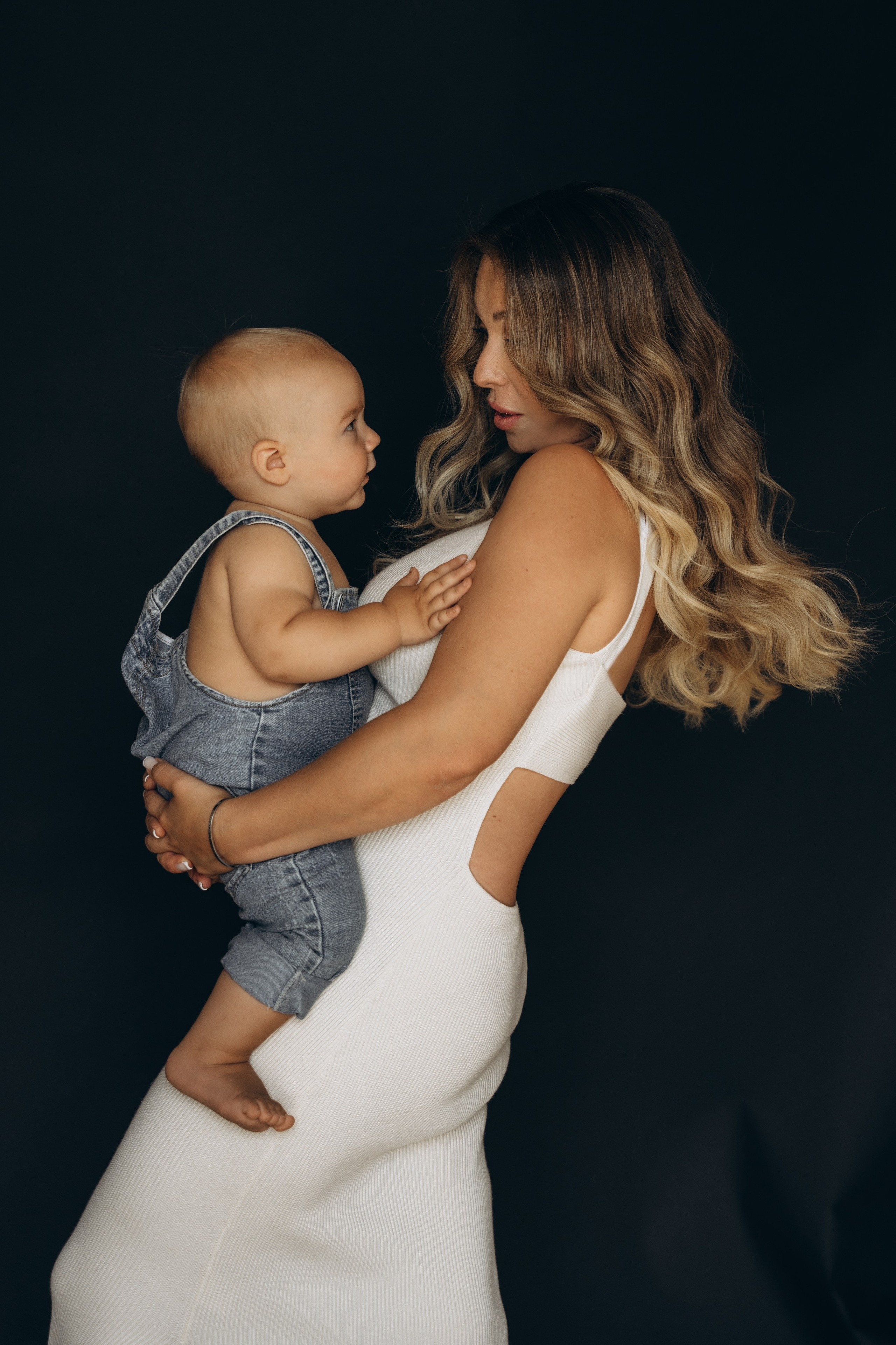 Мама и сыночек. Семейный фотограф Москва. Фотограф беременности и материнства Москва