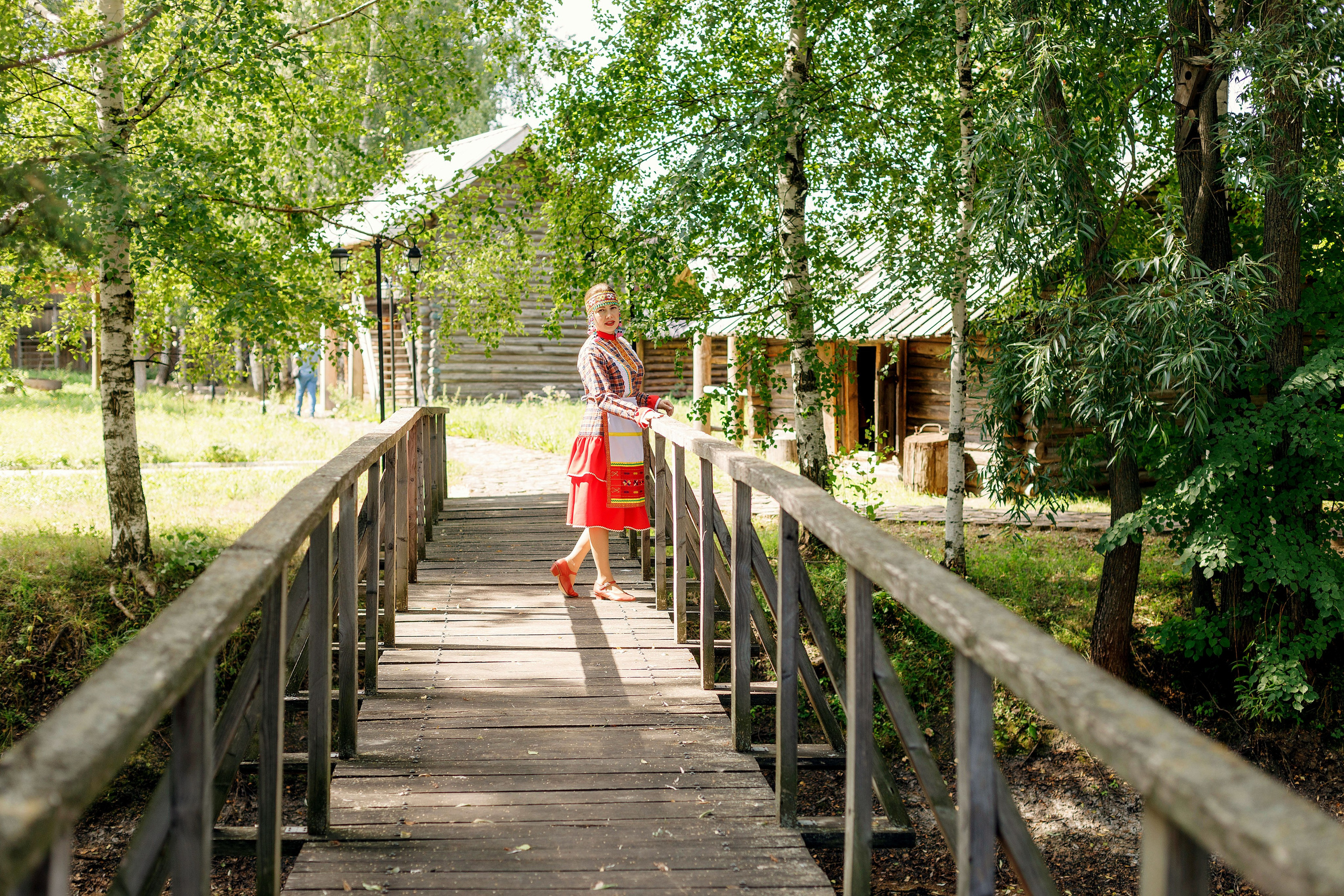Фотосессия с Екатериной Анисимовой в Ибресинском этнографическом музее. Портретный и репортажный фотограф в Чебоксарах Андриян Чаркин