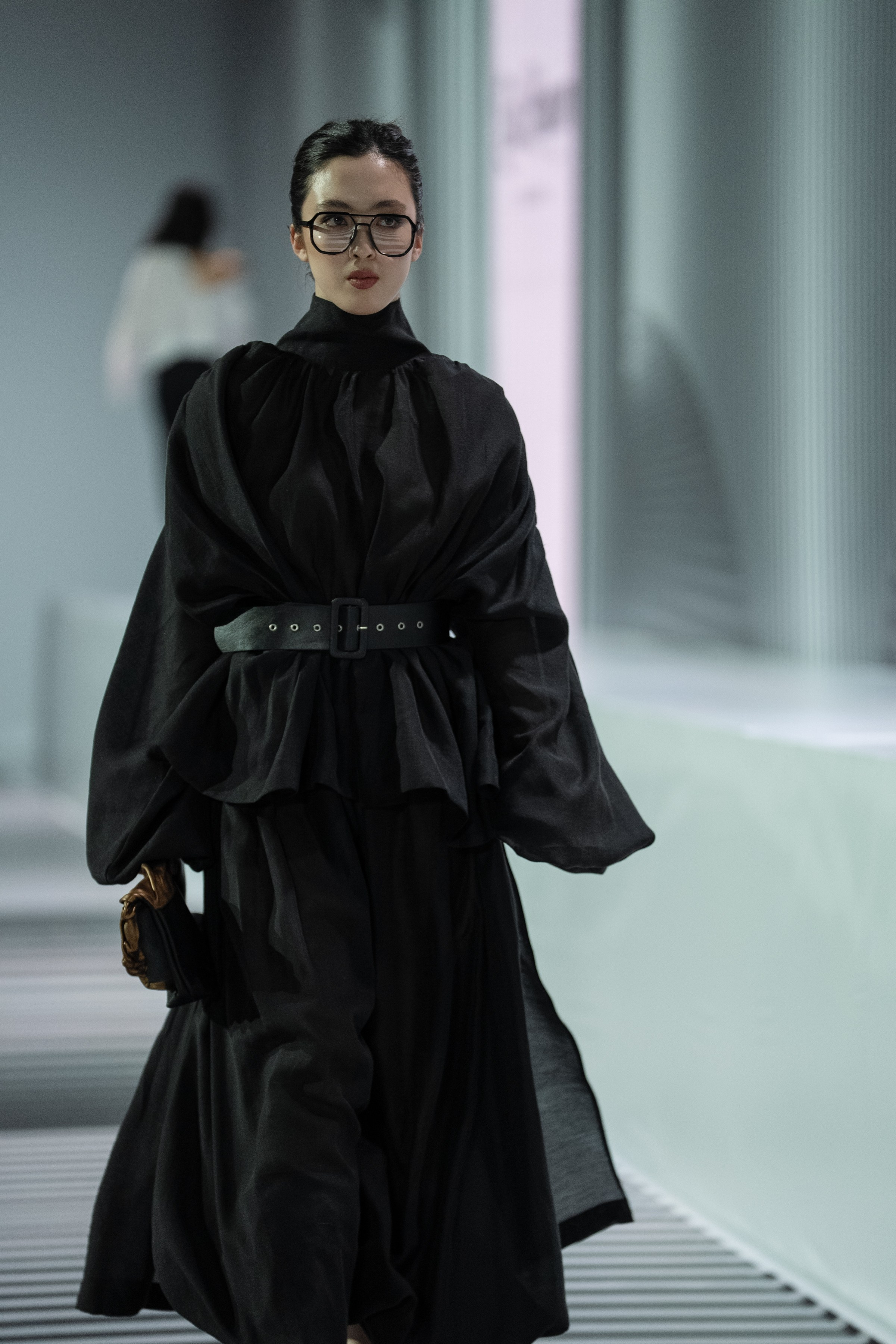 Designer LEILA KHANUM. Сайт Алматинского НЮ АРТ, будуар и фэшн фотографа Дениса Карпенко