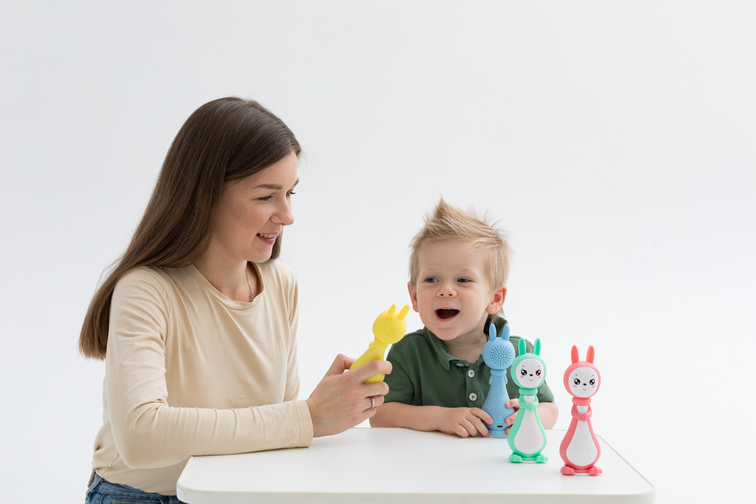 Съемка для детского бренда berttoys. Детский и контент фотограф Надя Волкова Санкт-Петербург