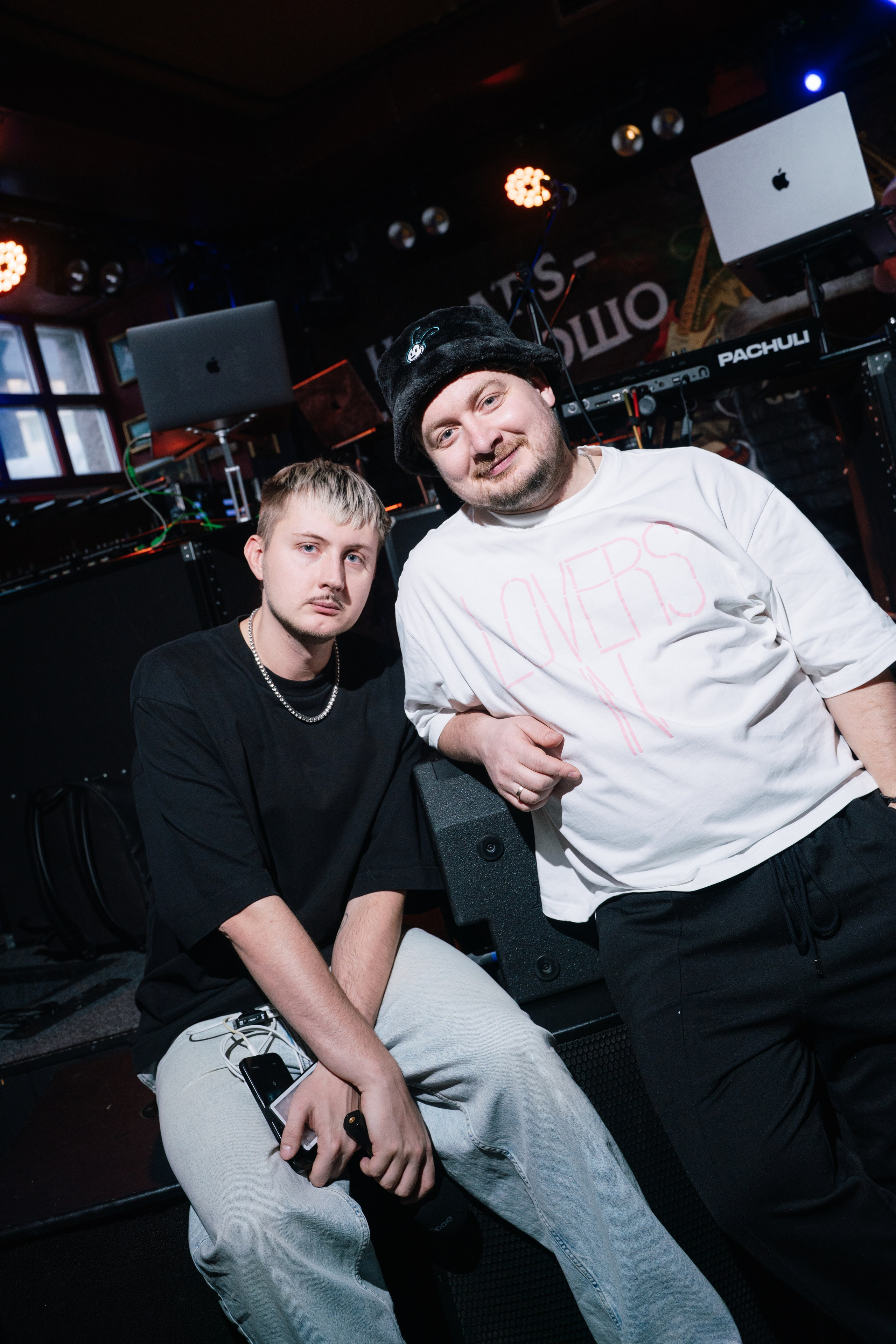 Репортажные съемки. Дипломированный фотограф в Новосибирске. Фотографирую свадьбы, репортажи, индивидуальные фотосессии, lovestory(семейные)