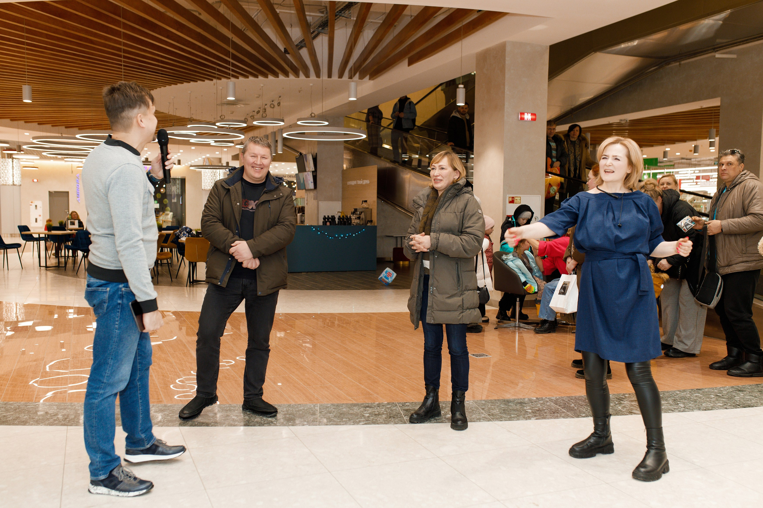 Презентация Нового HAVAL Jolion в ТРК Спешилов. Фотограф Дмитрий Молчанов | Фотограф Пермь | Фотограф