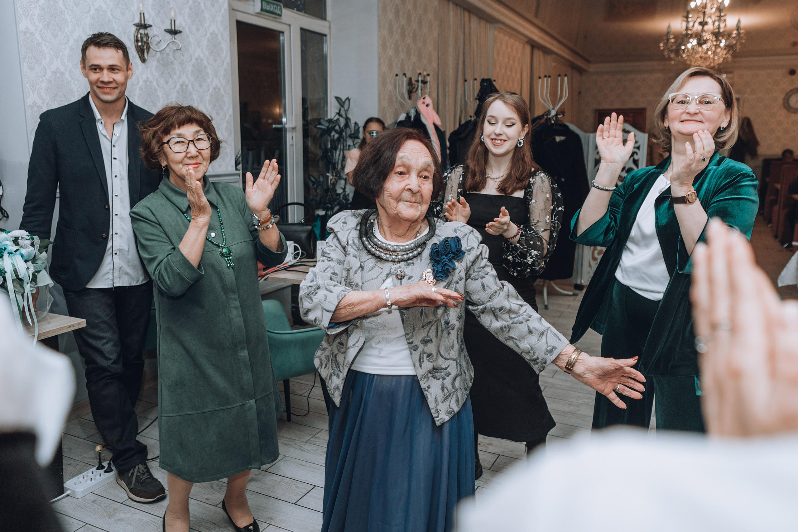 90-летний юбилей Сары Вагаповны. Фотограф в Санкт — Петербурге Анна Конофало