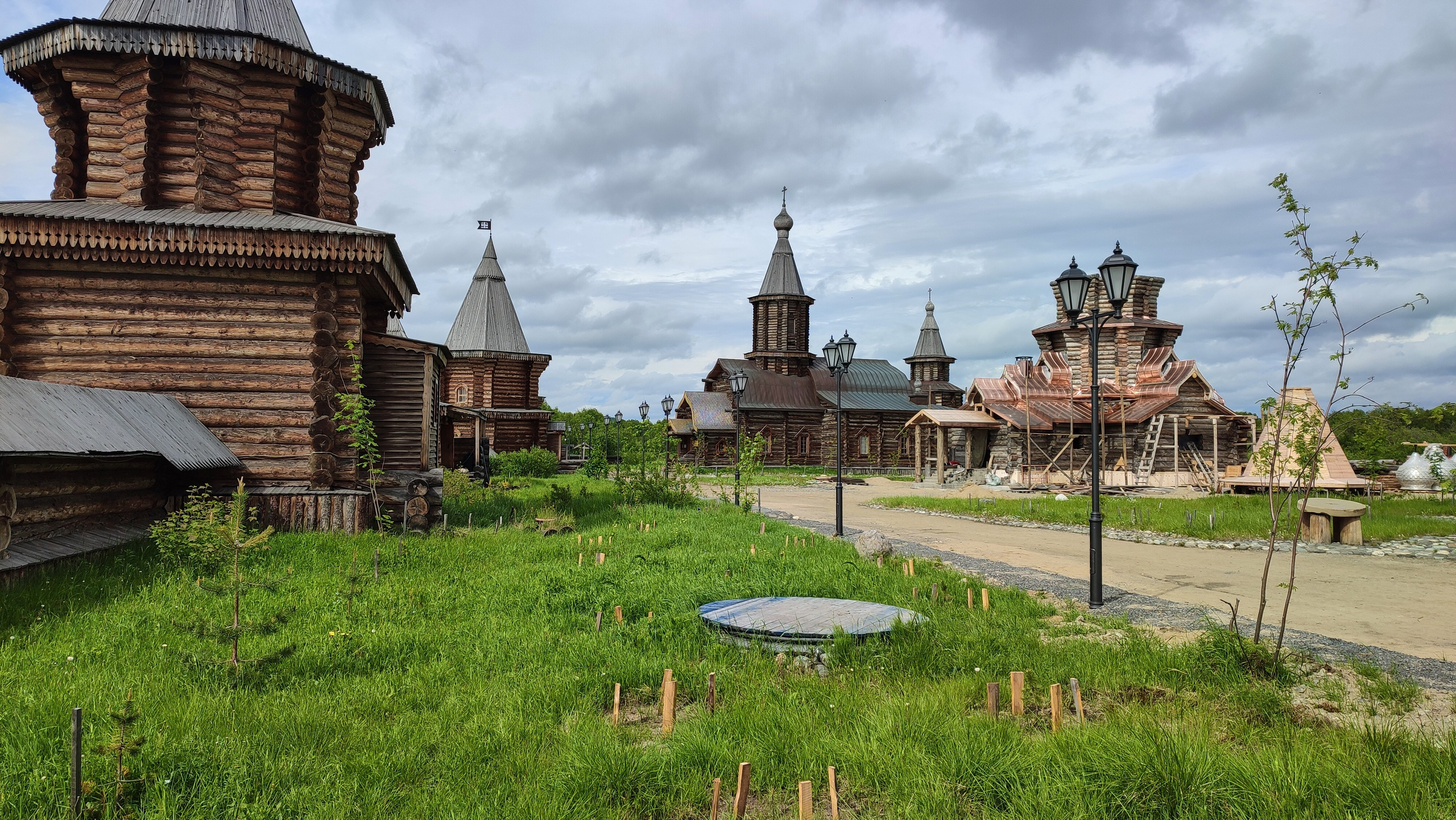 Печенга — край сосновой реки. Пейзажи Крайнего Севера. Баренцево море, Рыбачий, Средний, Немецкий