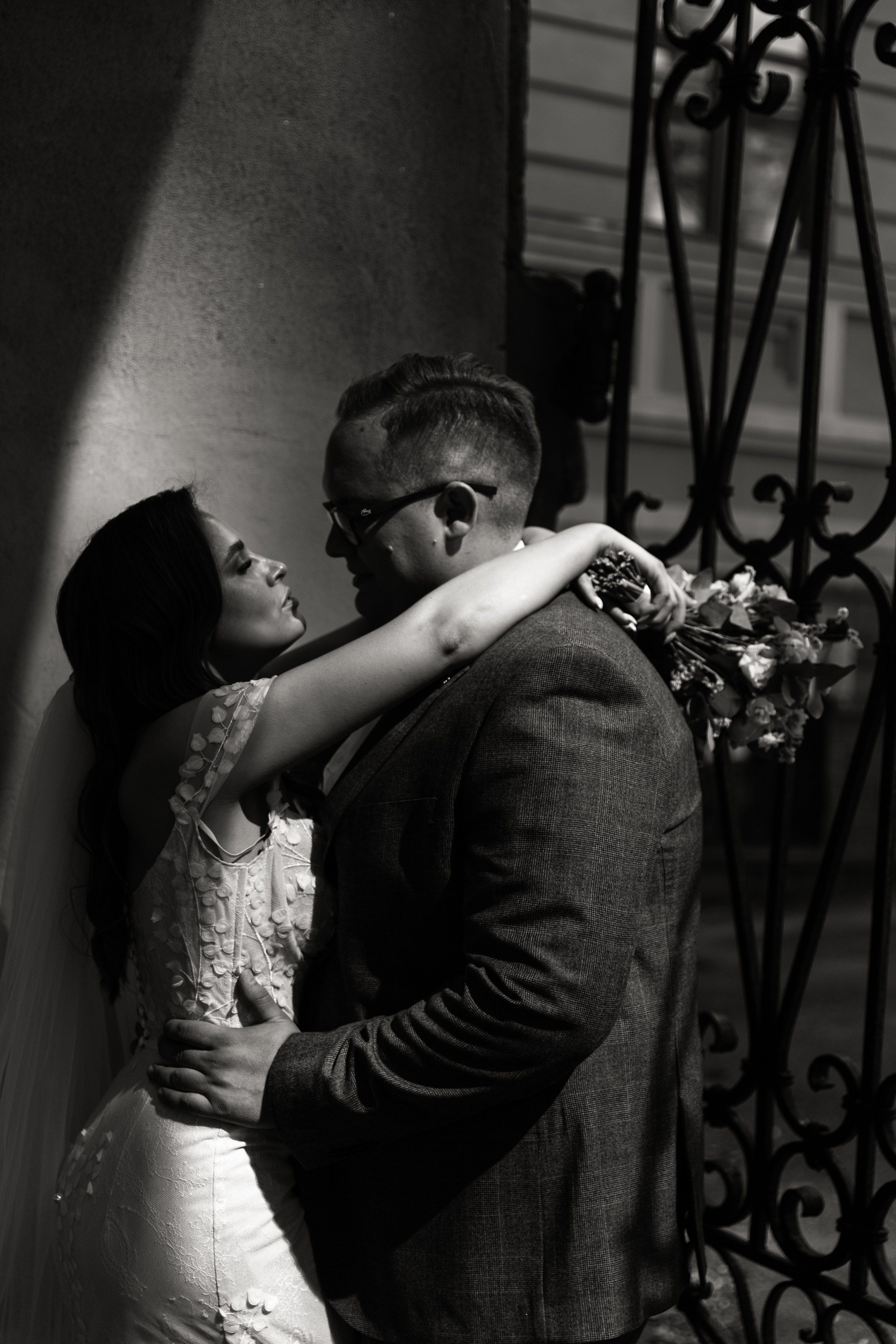 Свадебный фотограф Уфа — Руслан ГабдлисламовЖивые эмоции, красивые кадры, воспоминания на всю жизнь.Работаю по всей Республике Башкортоста. Свадебный фотограф Уфа Руслан Габдлисламов